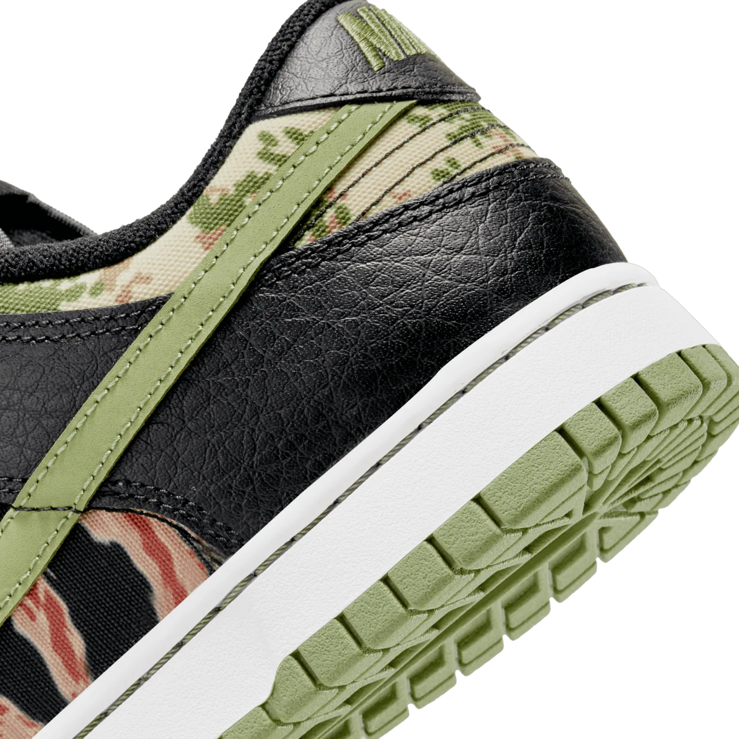 Nike Dunk Low Crazy Camo image 6
