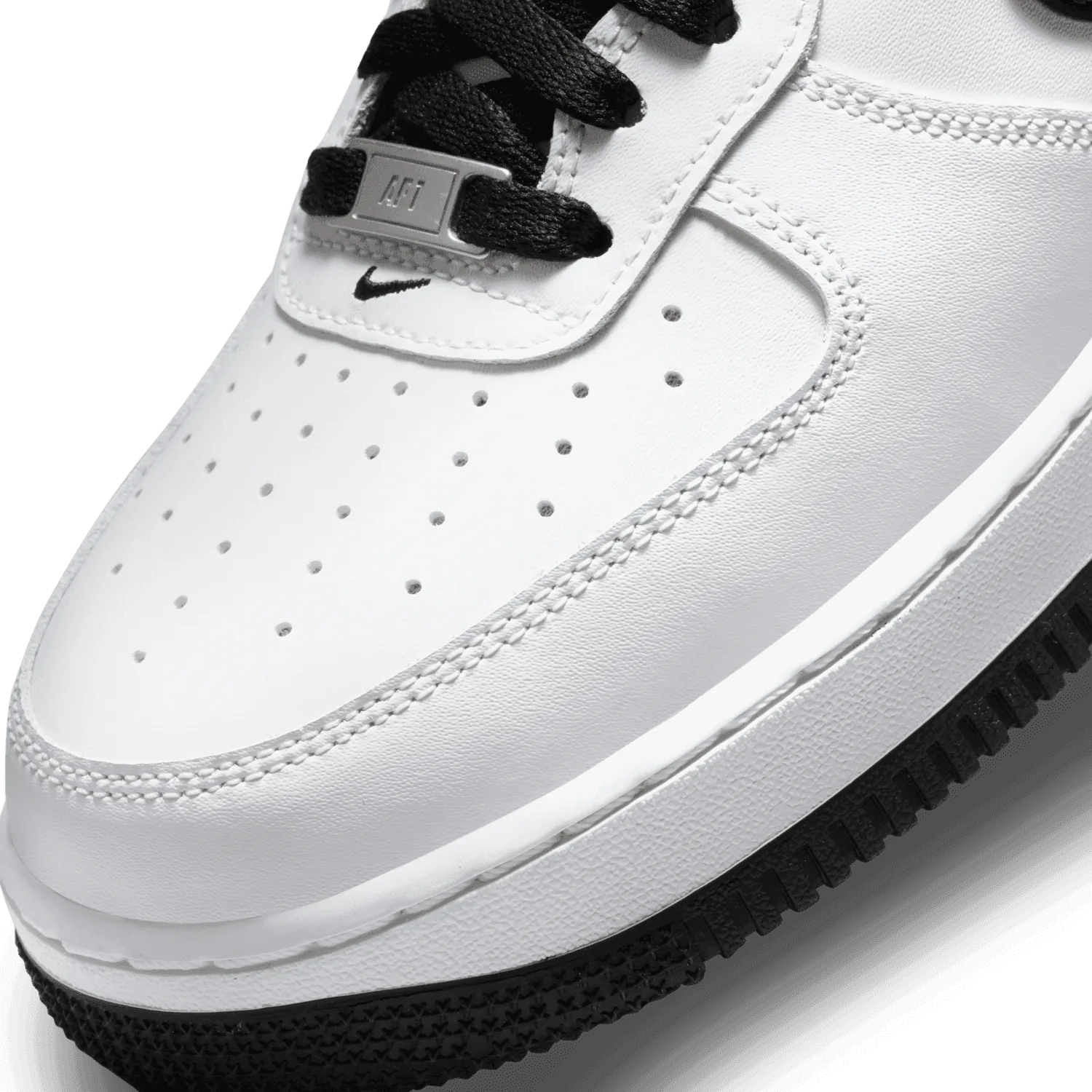 Nike Air Force 1 Low '07 White Black (2022) image 6