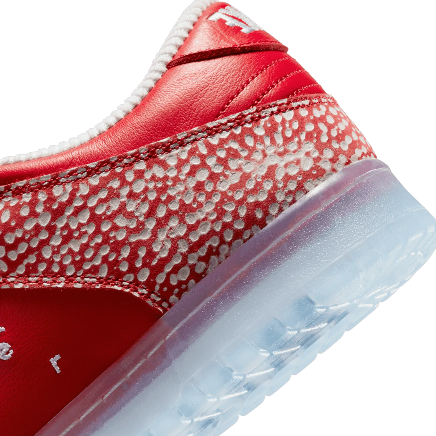 Nike Dunk SB Low Stingwater Magic Mushroom image 11