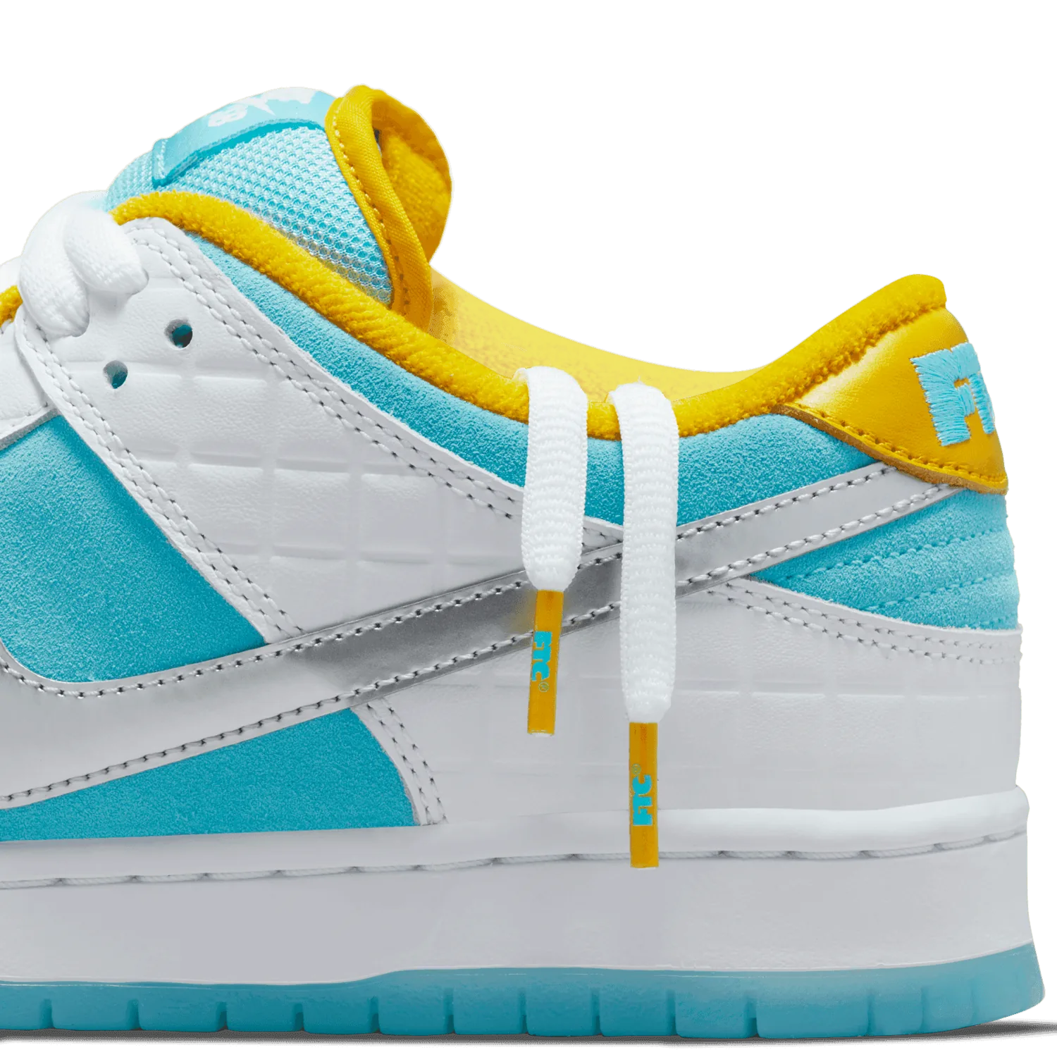 Nike SB Dunk Low FTC Lagoon Pulse image 2