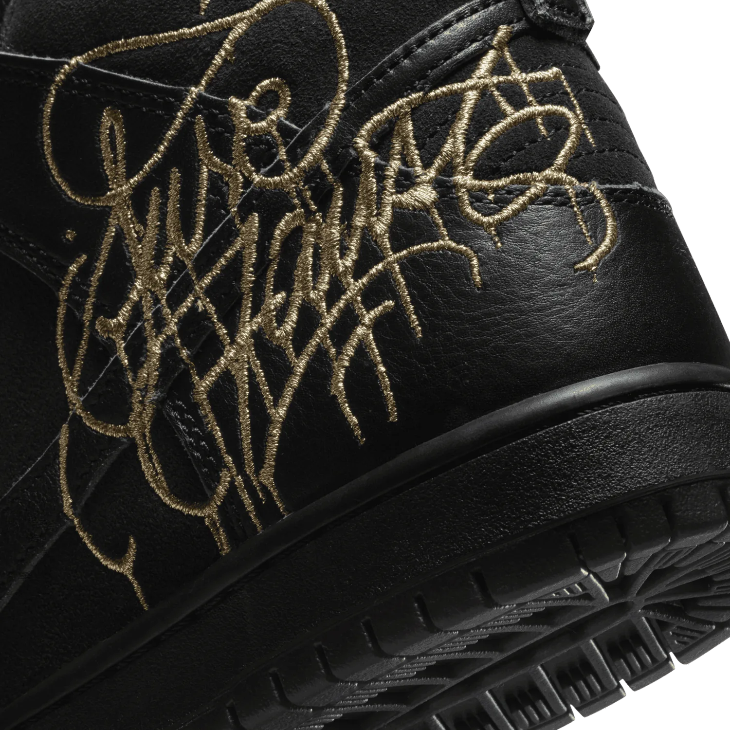 Nike SB Dunk High FAUST Black Gold image 8
