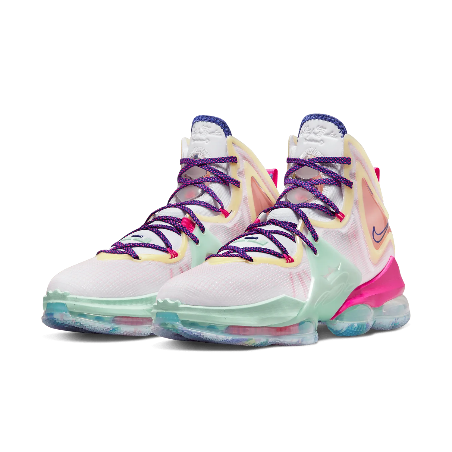 Nike LeBron 19 Valentine's Day Love Letter image 4