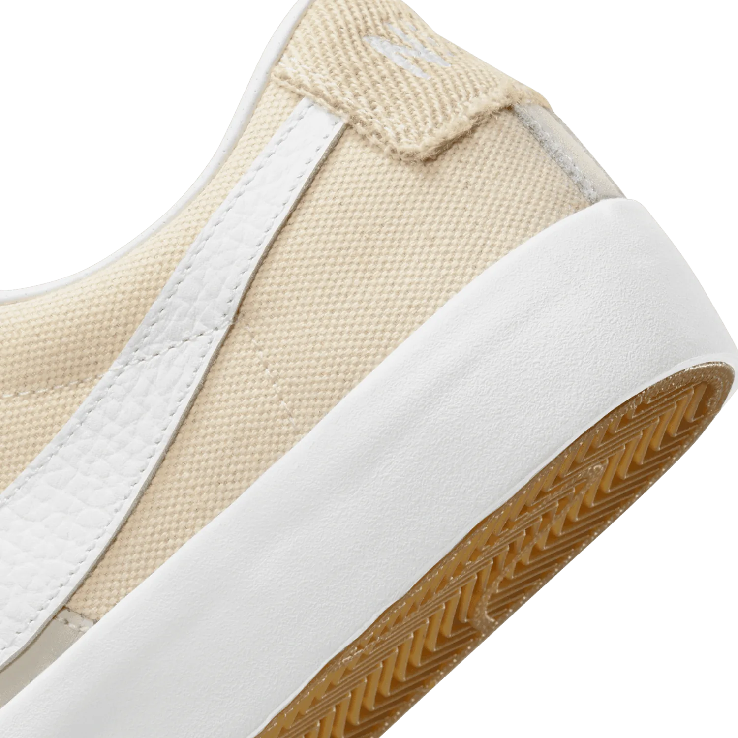Nike SB Zoom Blazer Low Pro GT ISO Summit White image 7