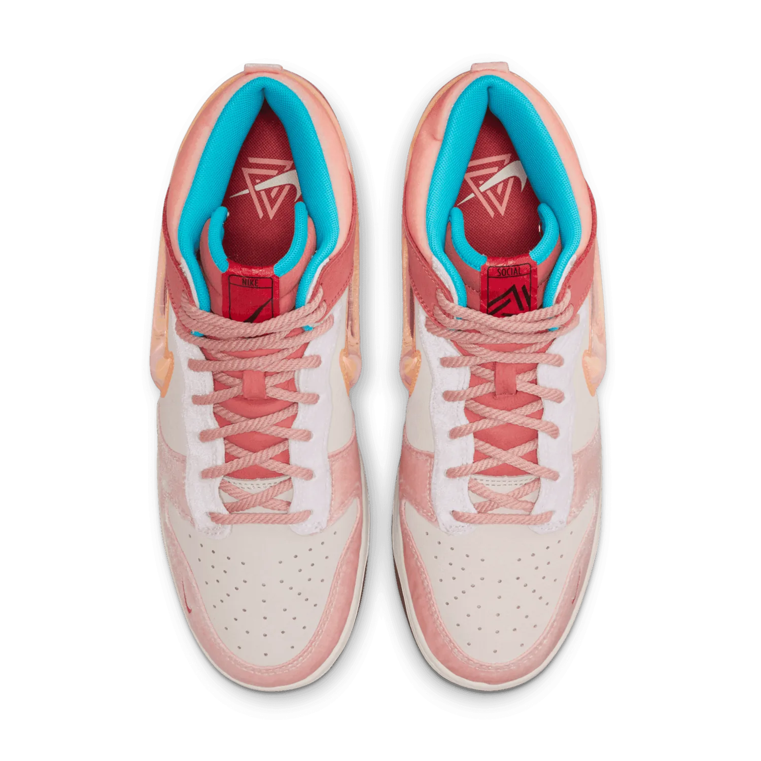 Nike Dunk Mid Social Status Free Lunch Strawberry Milk image 8