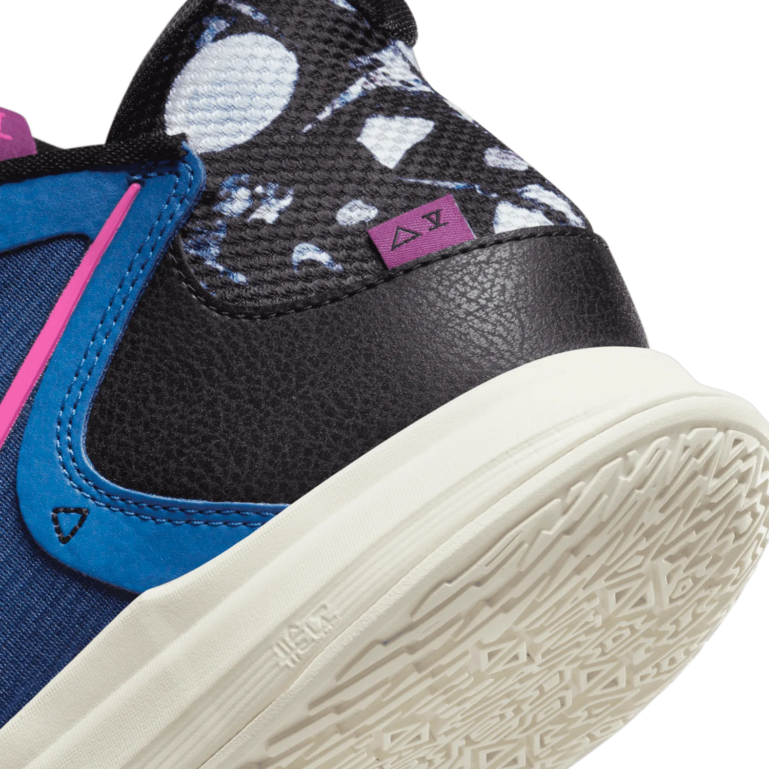 Nike Kyrie Low 5 Marina Blue Pinksicle image 7