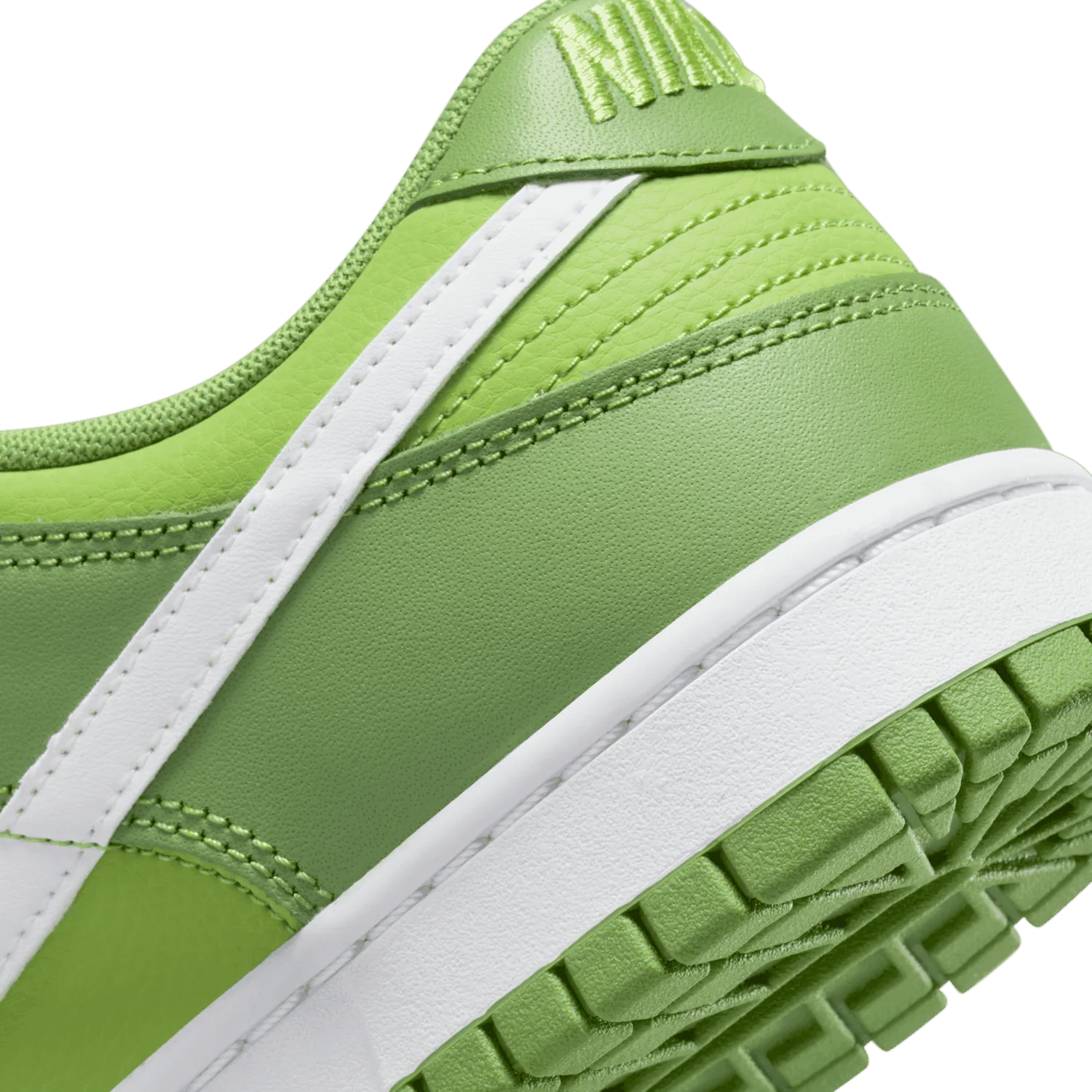 Nike Dunk Low Chlorophyll image 7