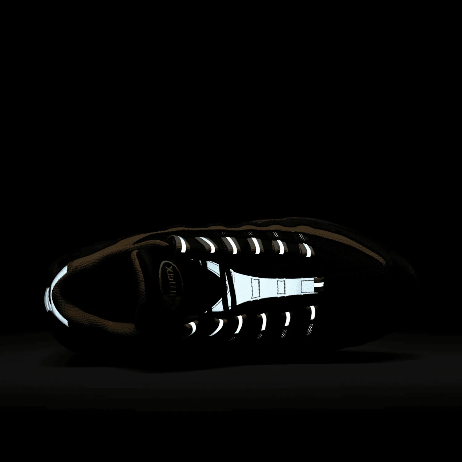 Nike Air Max 95 Black Elemental Gold image 8