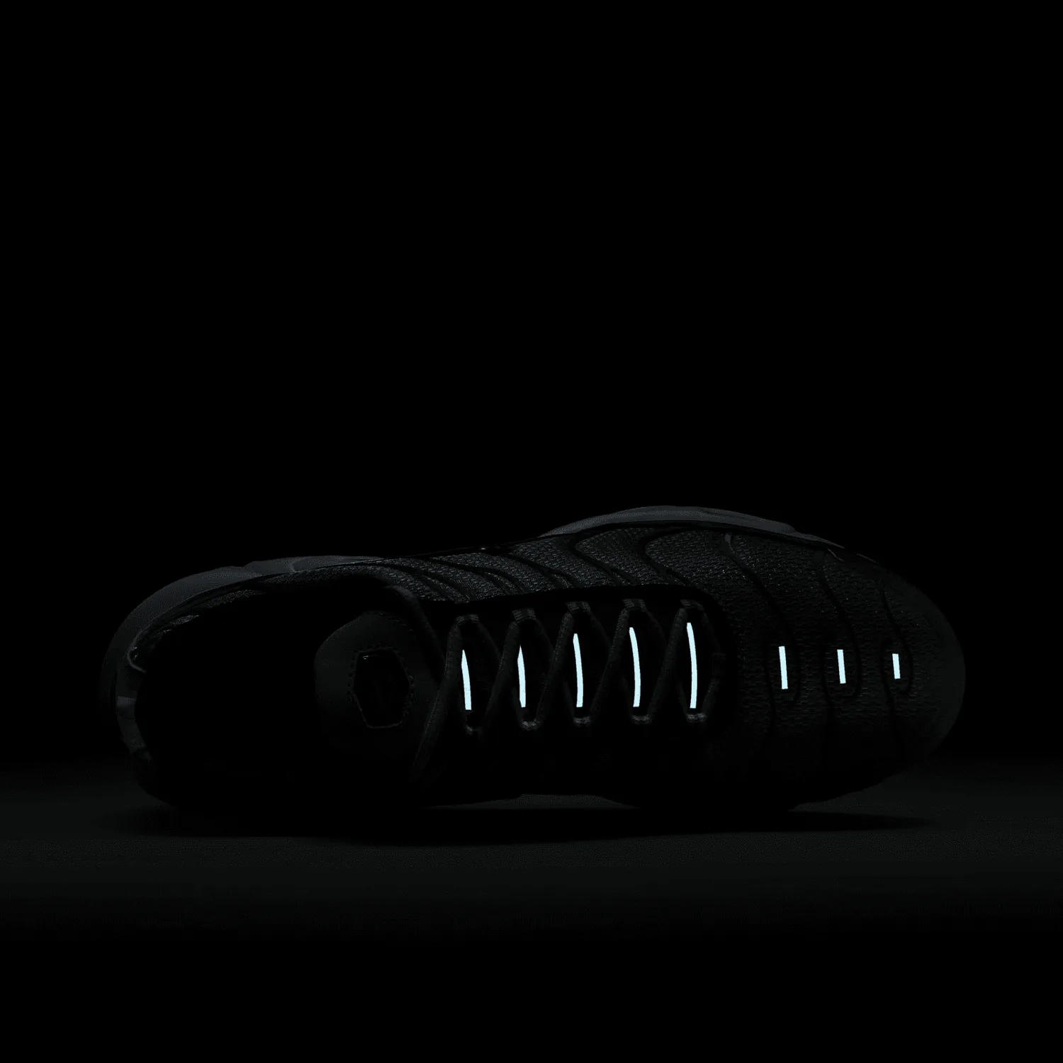 Nike Air Max Plus UCLA image 8