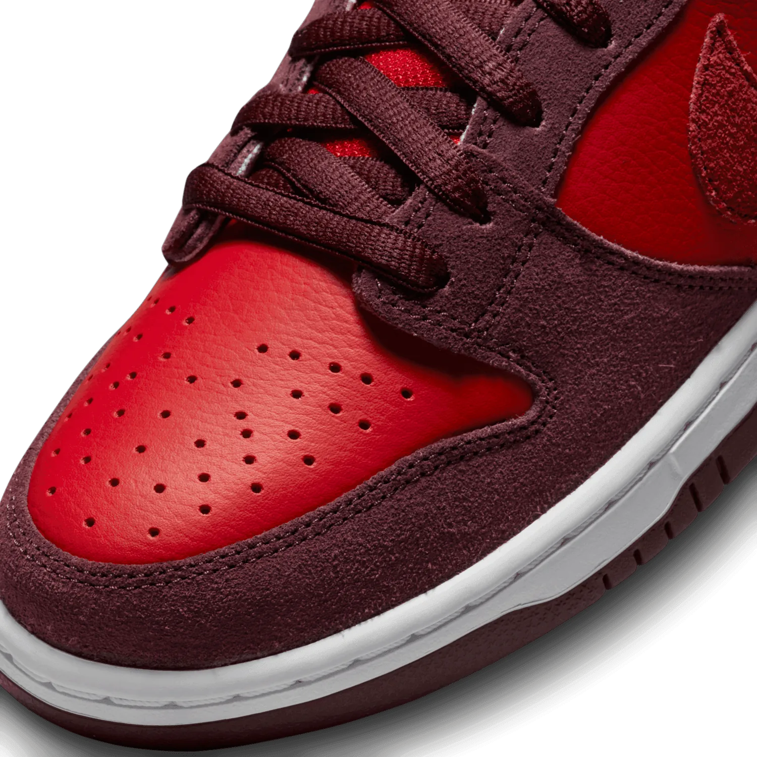 Nike SB Dunk Low Cherry image 6