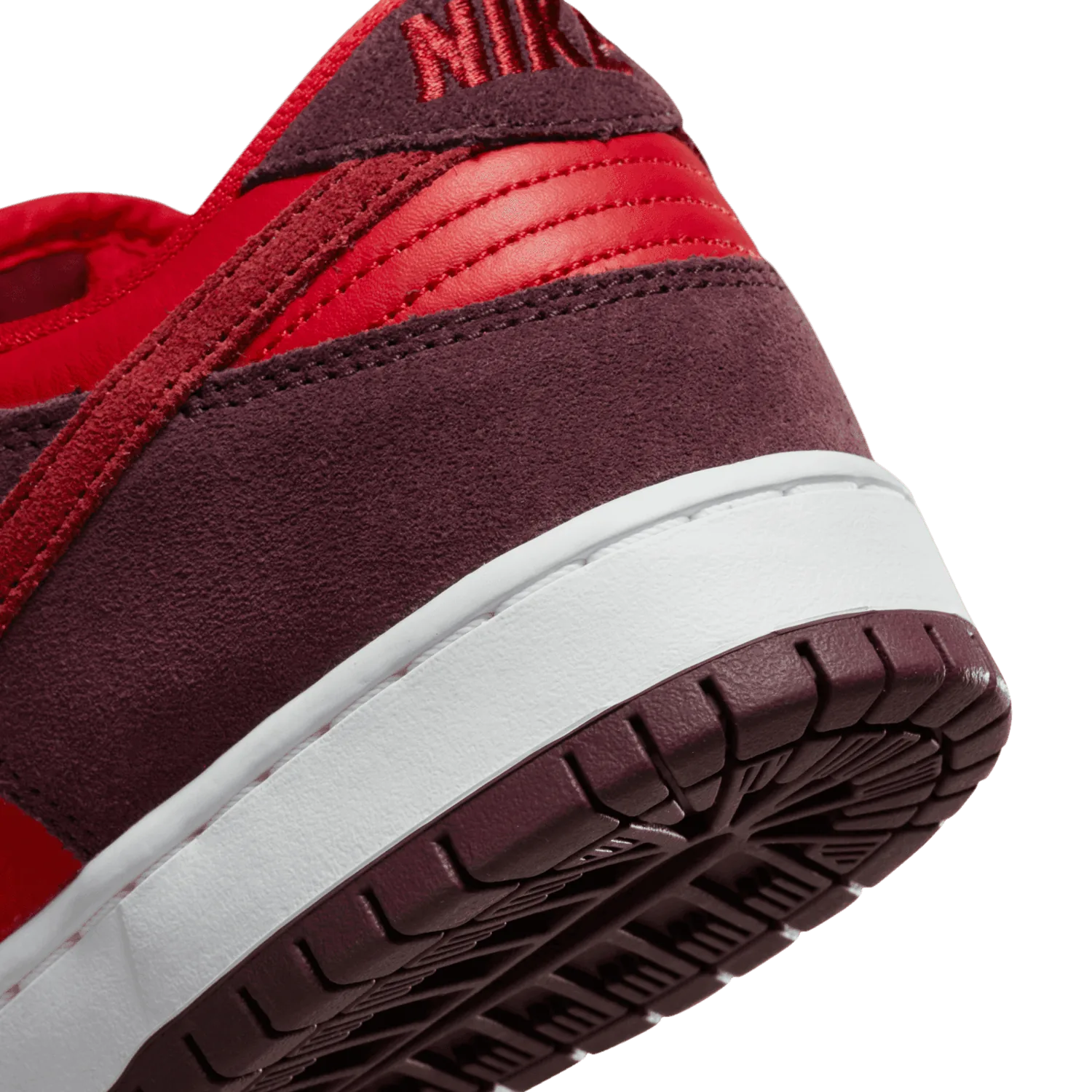 Nike SB Dunk Low Cherry image 7