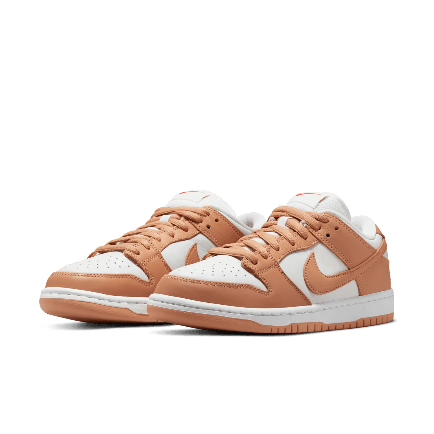 Nike SB Dunk Low Light Cognac image 4