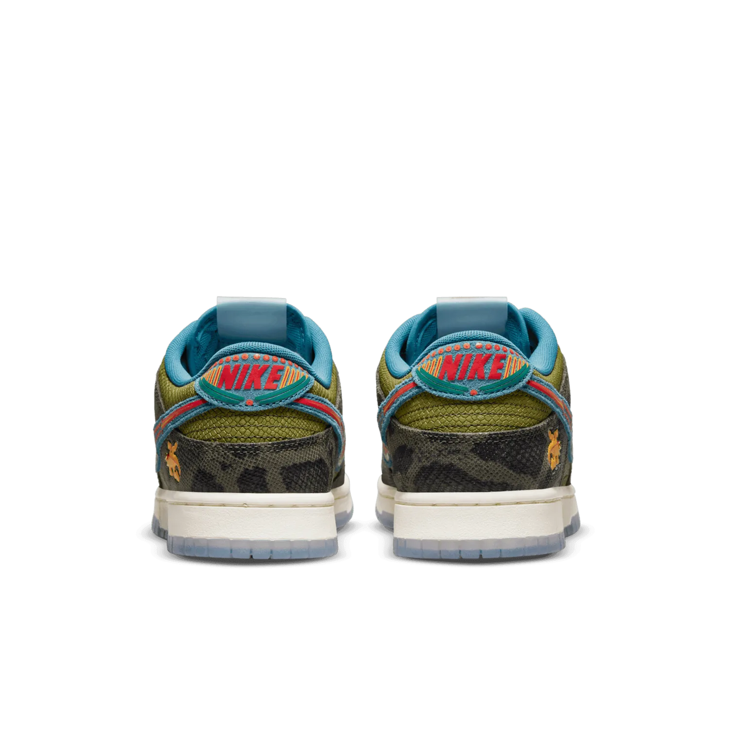 Nike Dunk Low Siempre Familia image 4