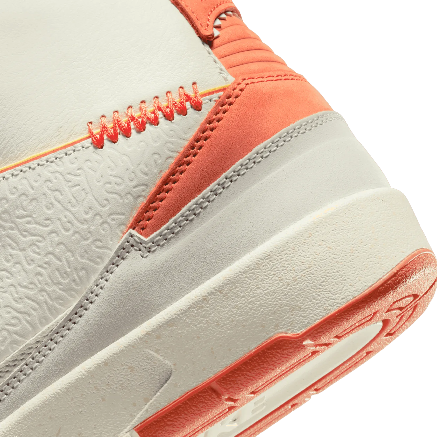 Air Jordan 2 Retro Maison Chateau Rouge image 8