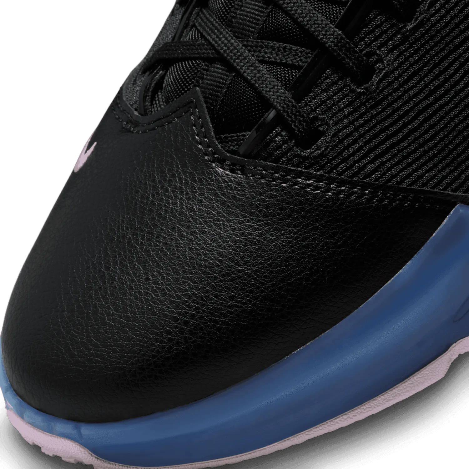 Nike LeBron 19 Low Arcade image 6