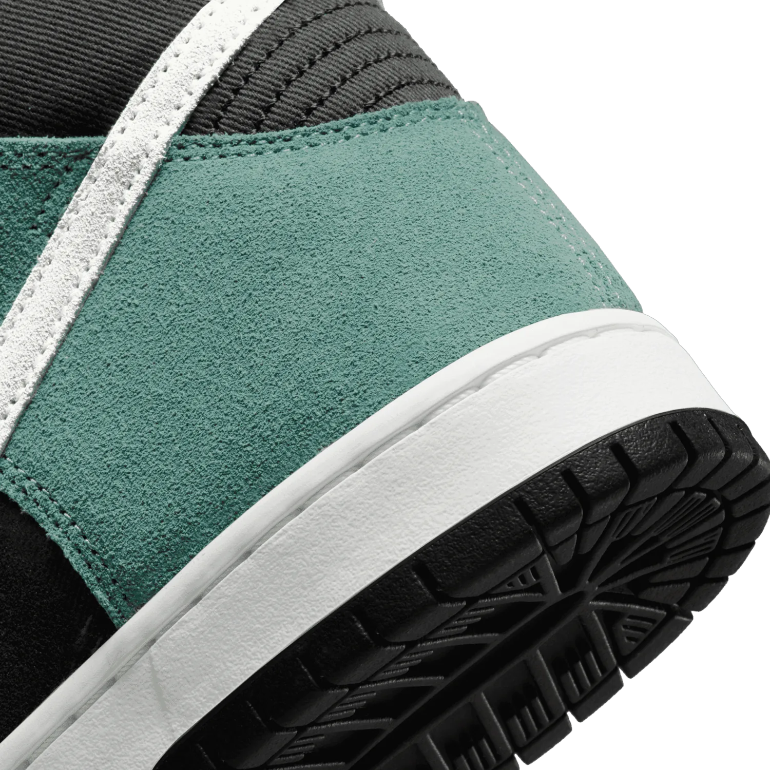 Nike SB Dunk High Pro Mineral Slate Suede image 7