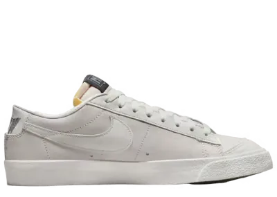 Nike Blazer Low 77 Premium Halloween