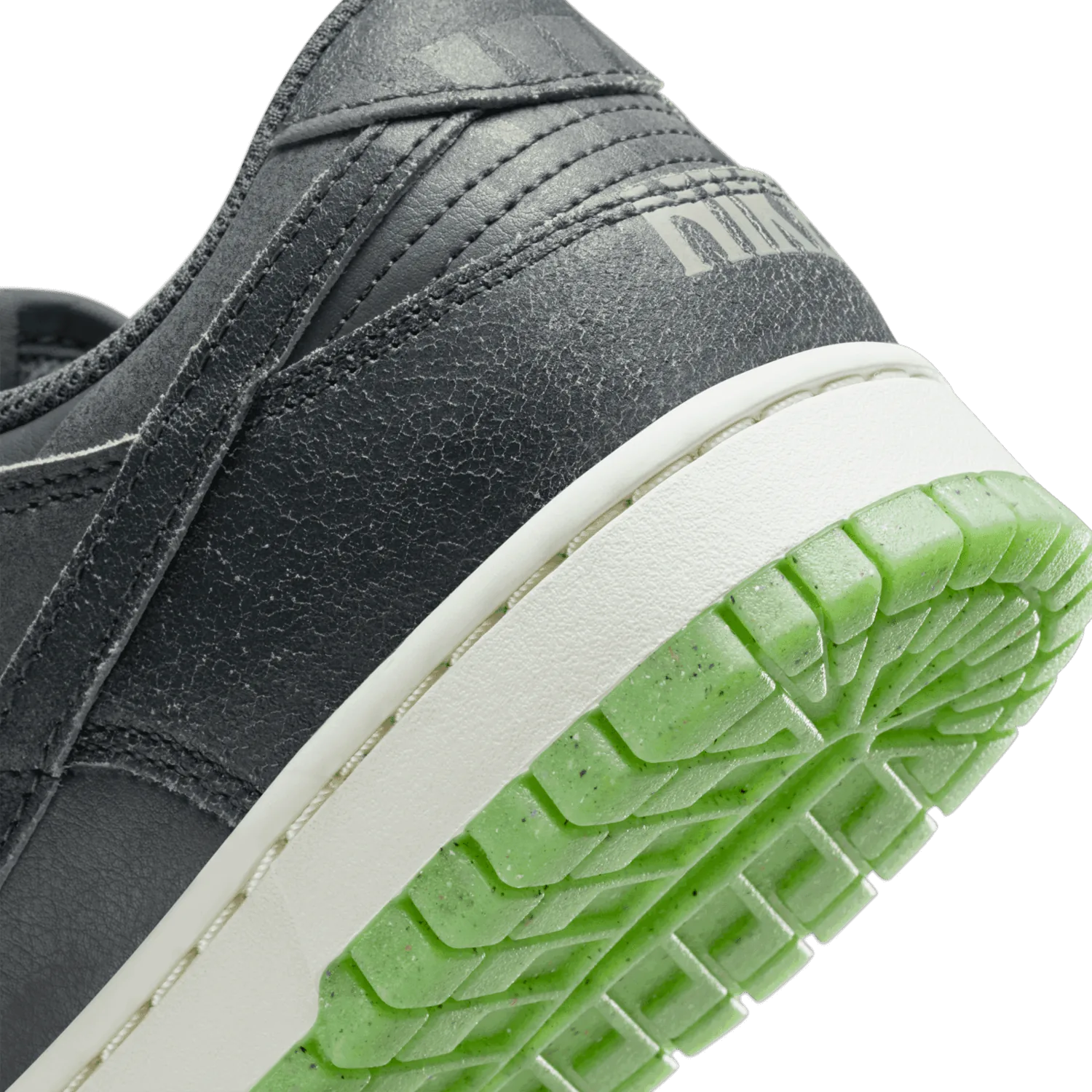 Nike Dunk Low Halloween image 6