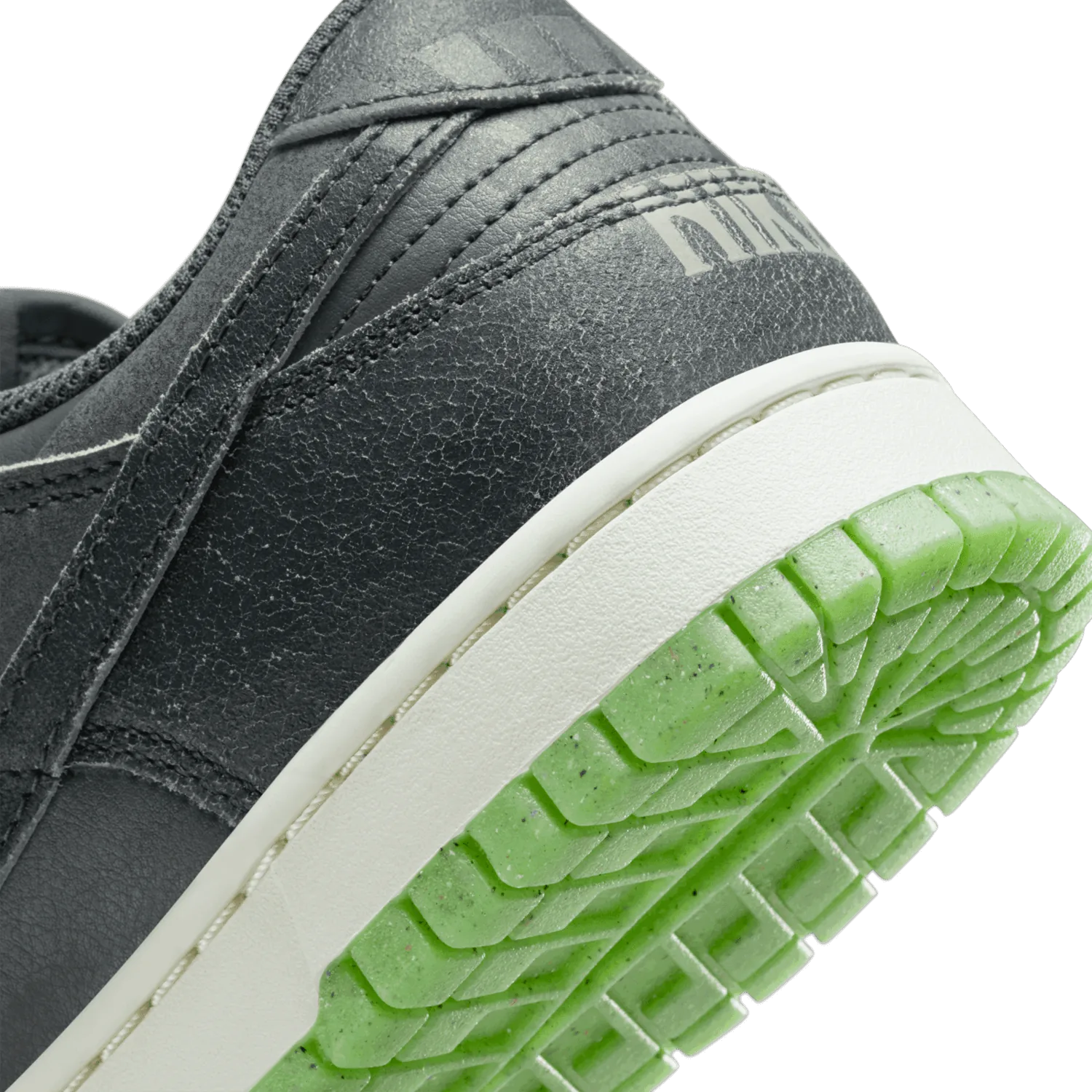 Nike Dunk Low Halloween image 7