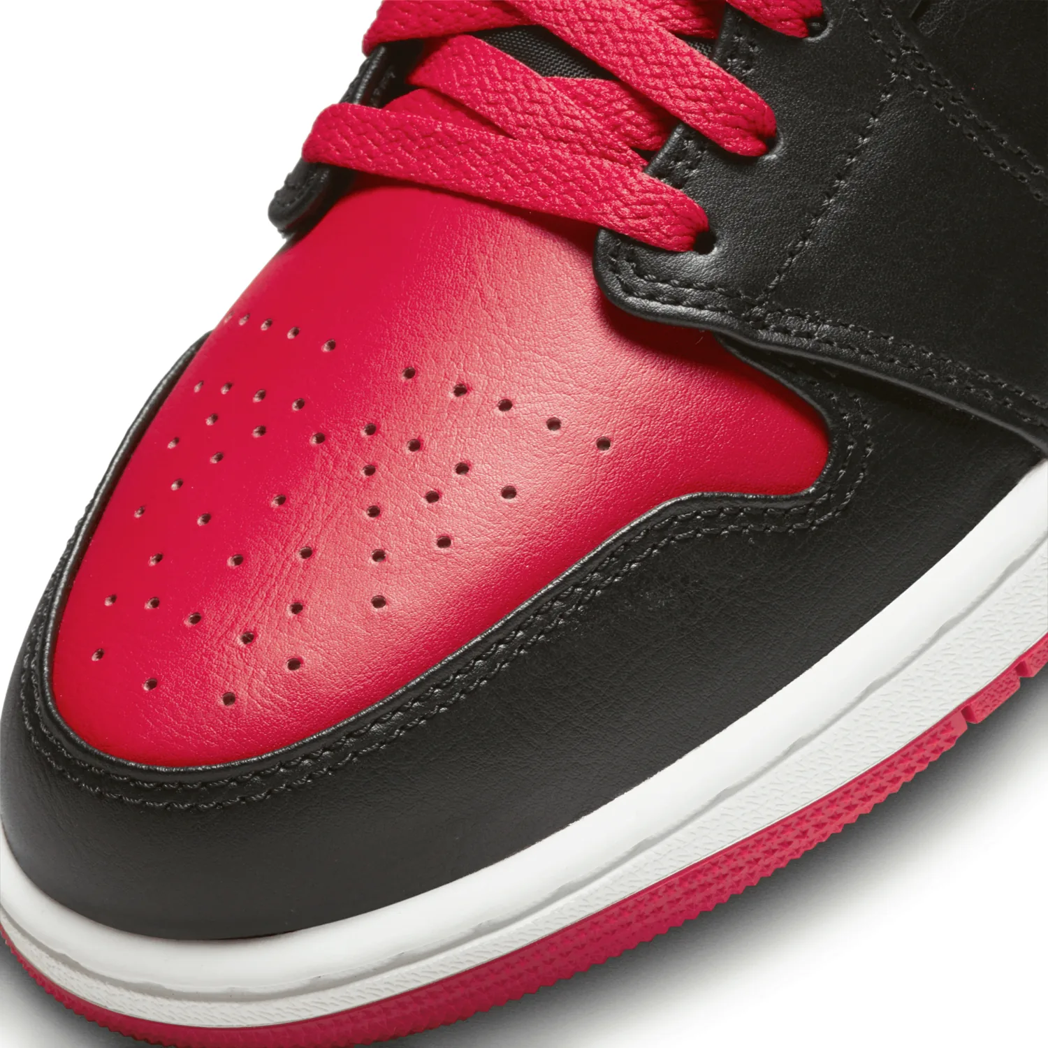 Jordan 1 Mid Alternate Bred image 7