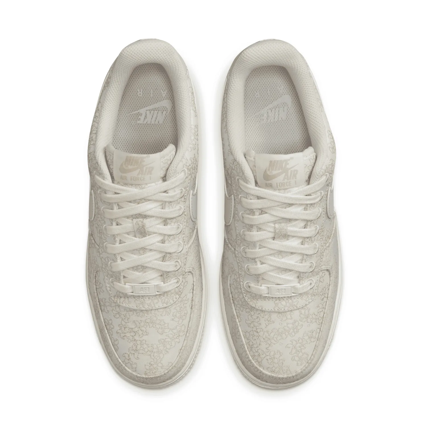 Nike Air Force 1 '07 SE Shoes image 4