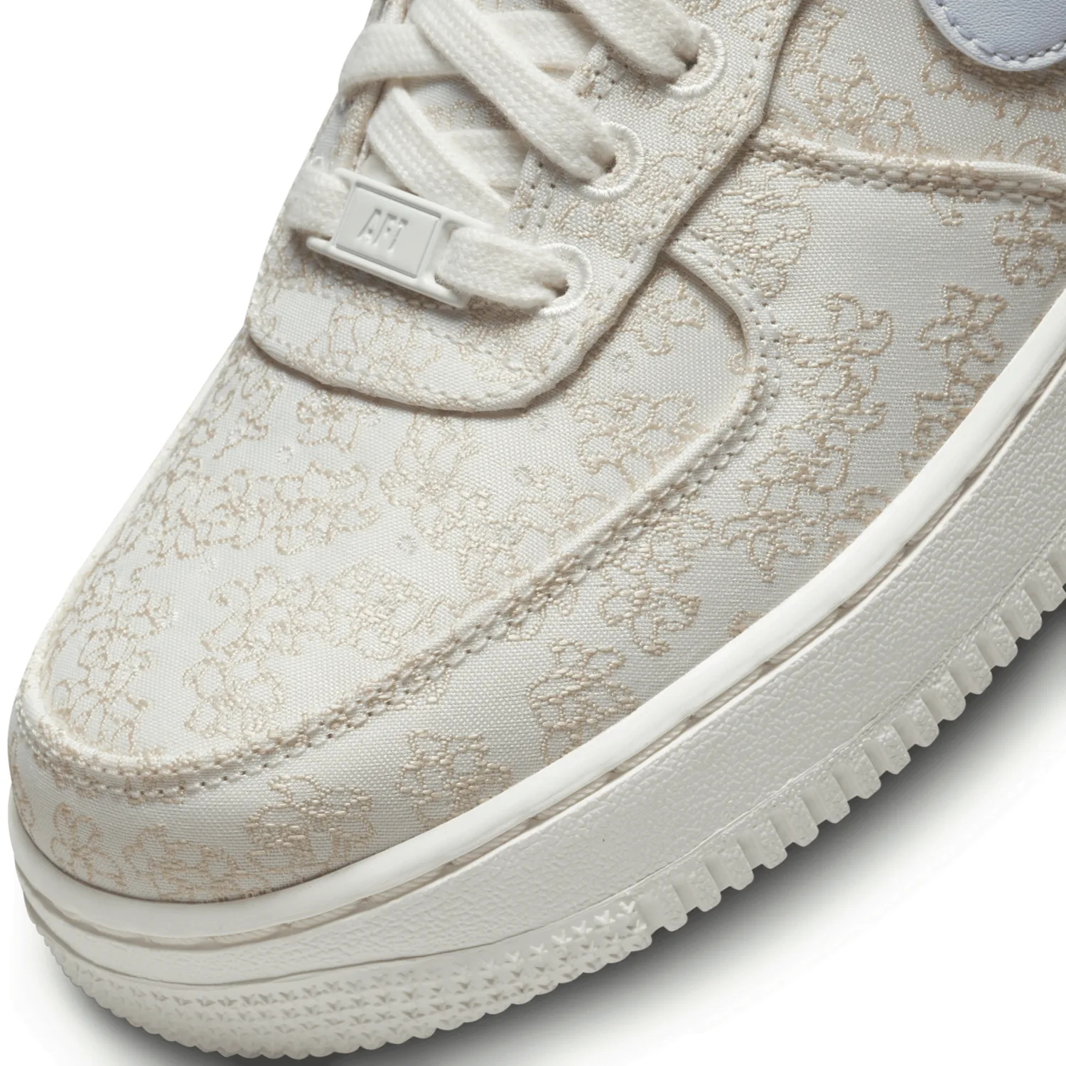Nike Air Force 1 '07 SE Shoes image 7
