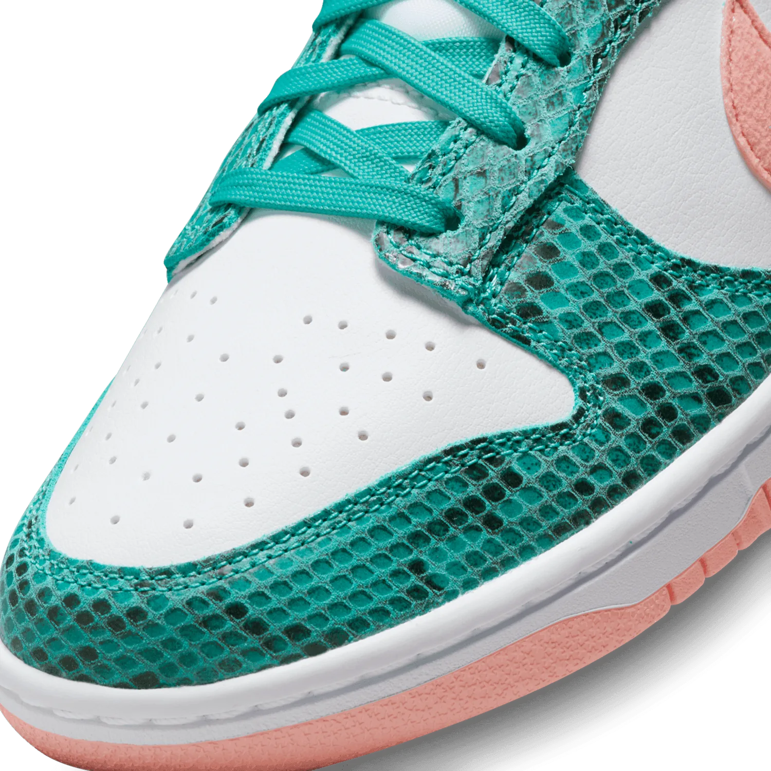 Nike Dunk Low Snakeskin image 6