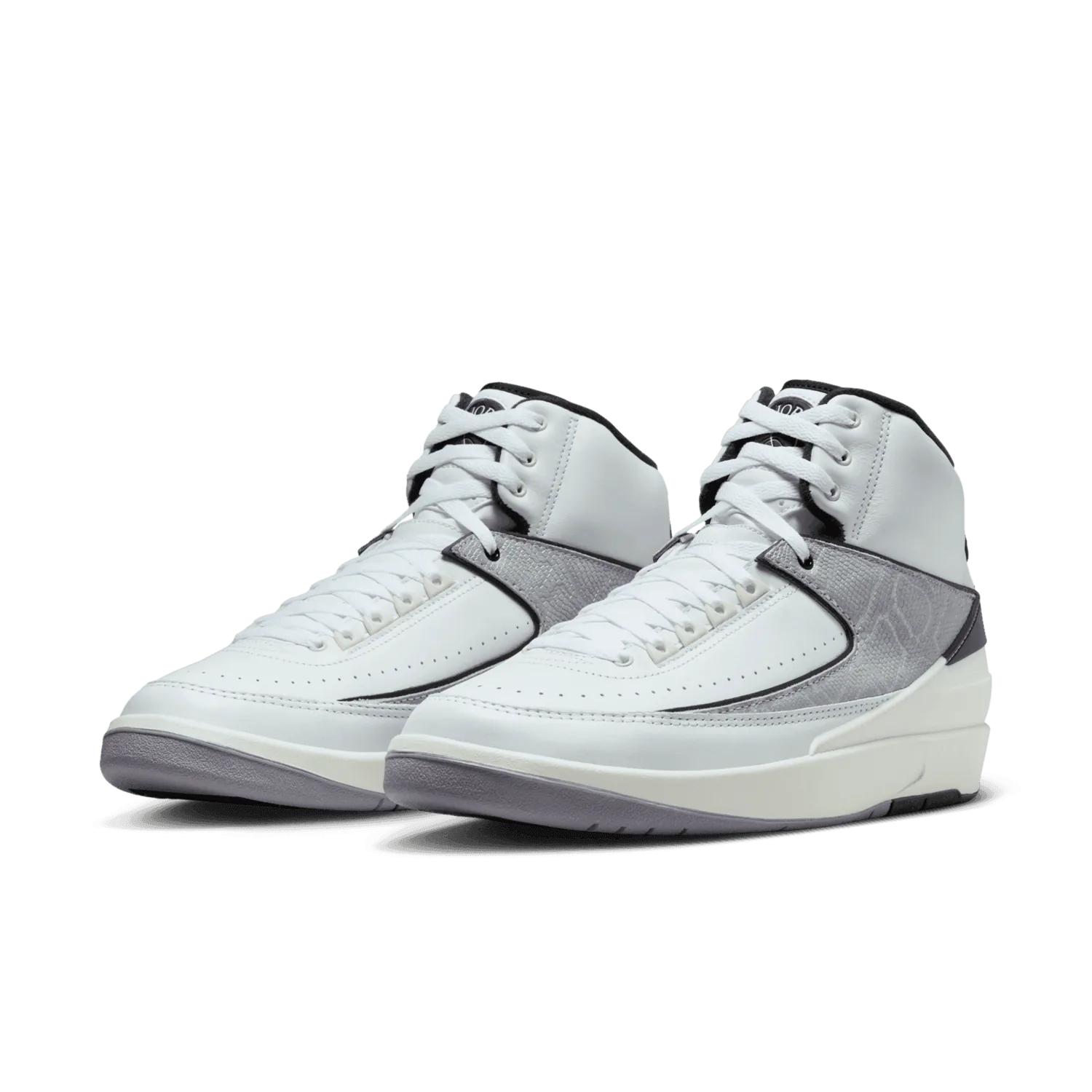Air Jordan 2 Retro Python image 3