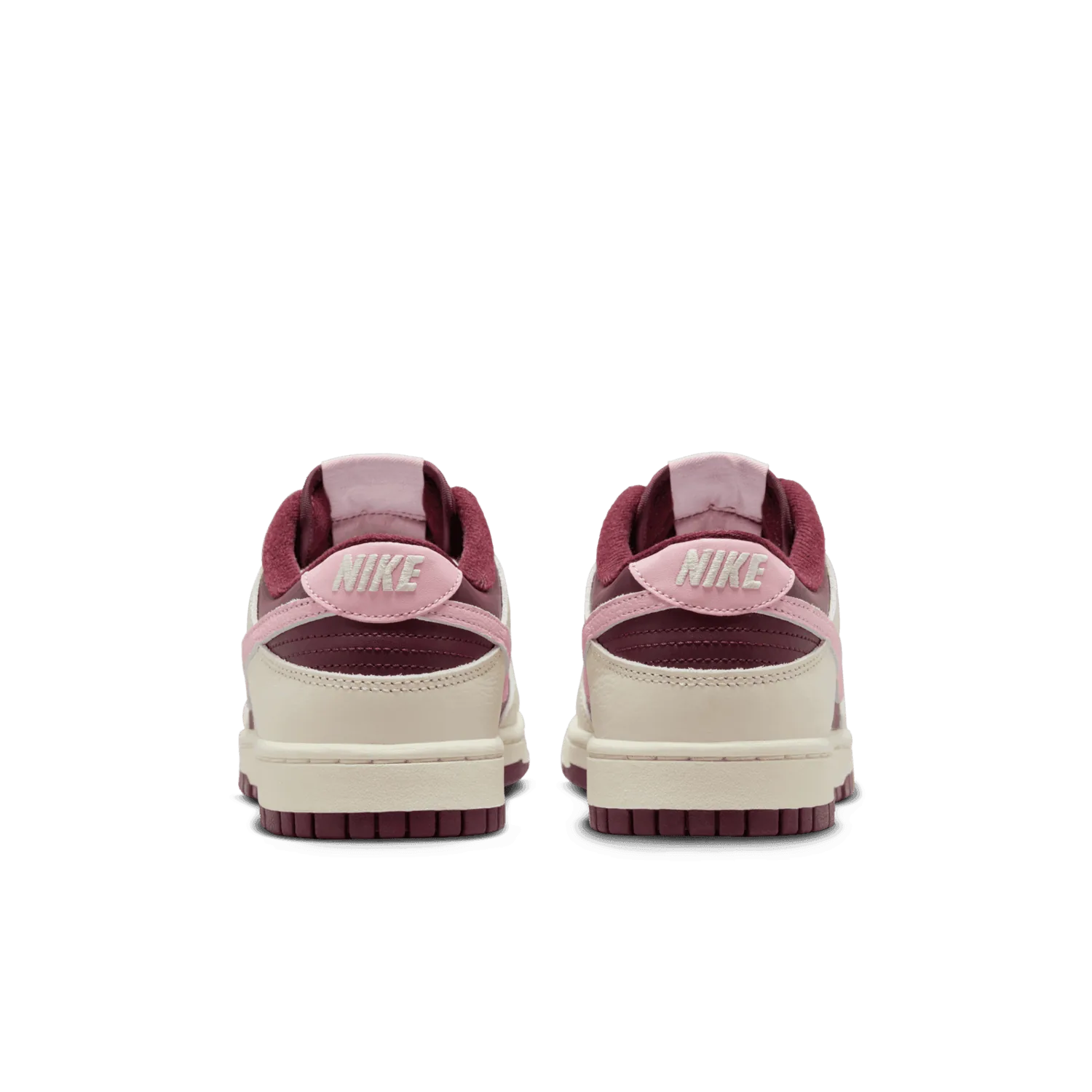 Nike Dunk Low Valentine’s Day (2023) image 4
