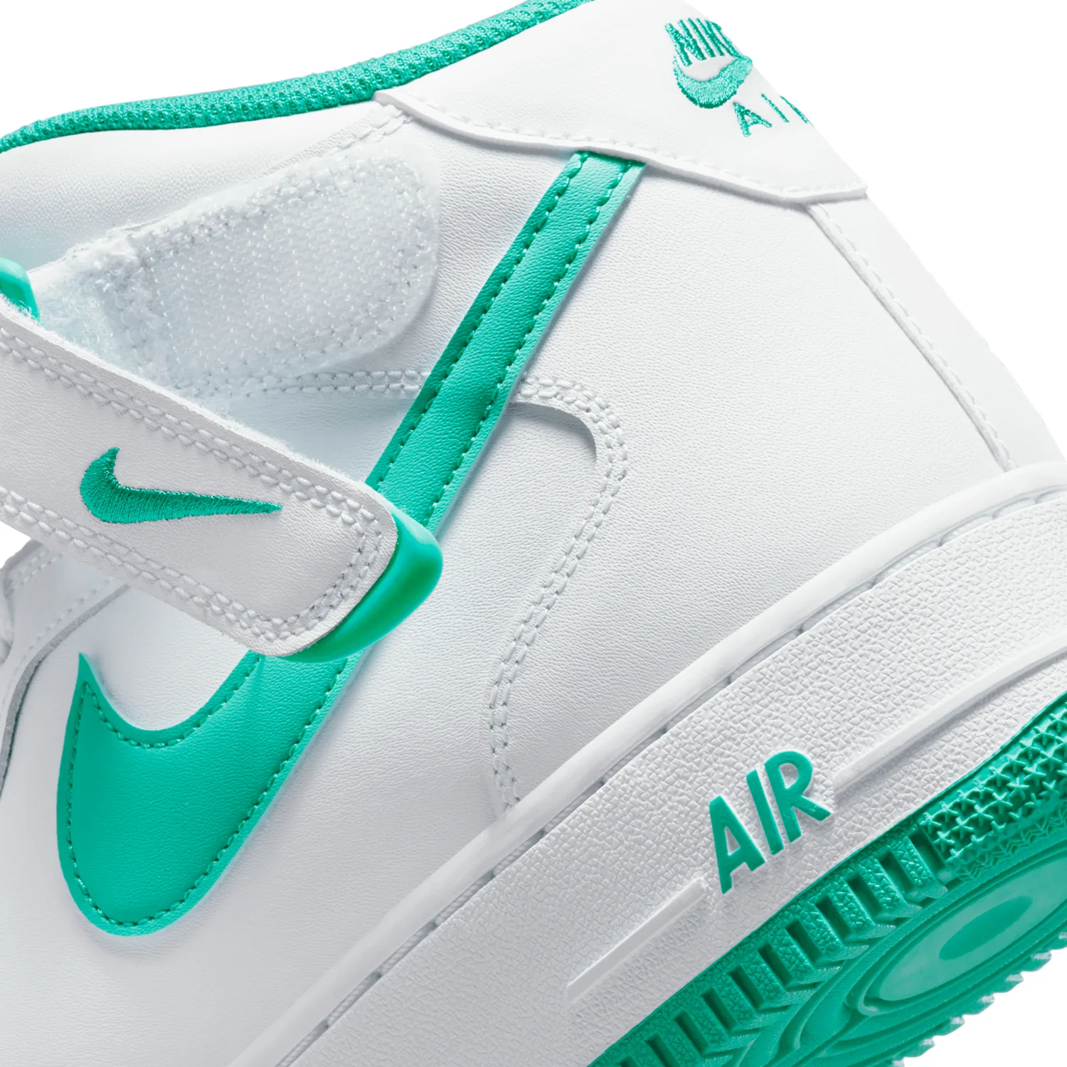 Nike Air Force 1 Mid White Clear Jade image 7