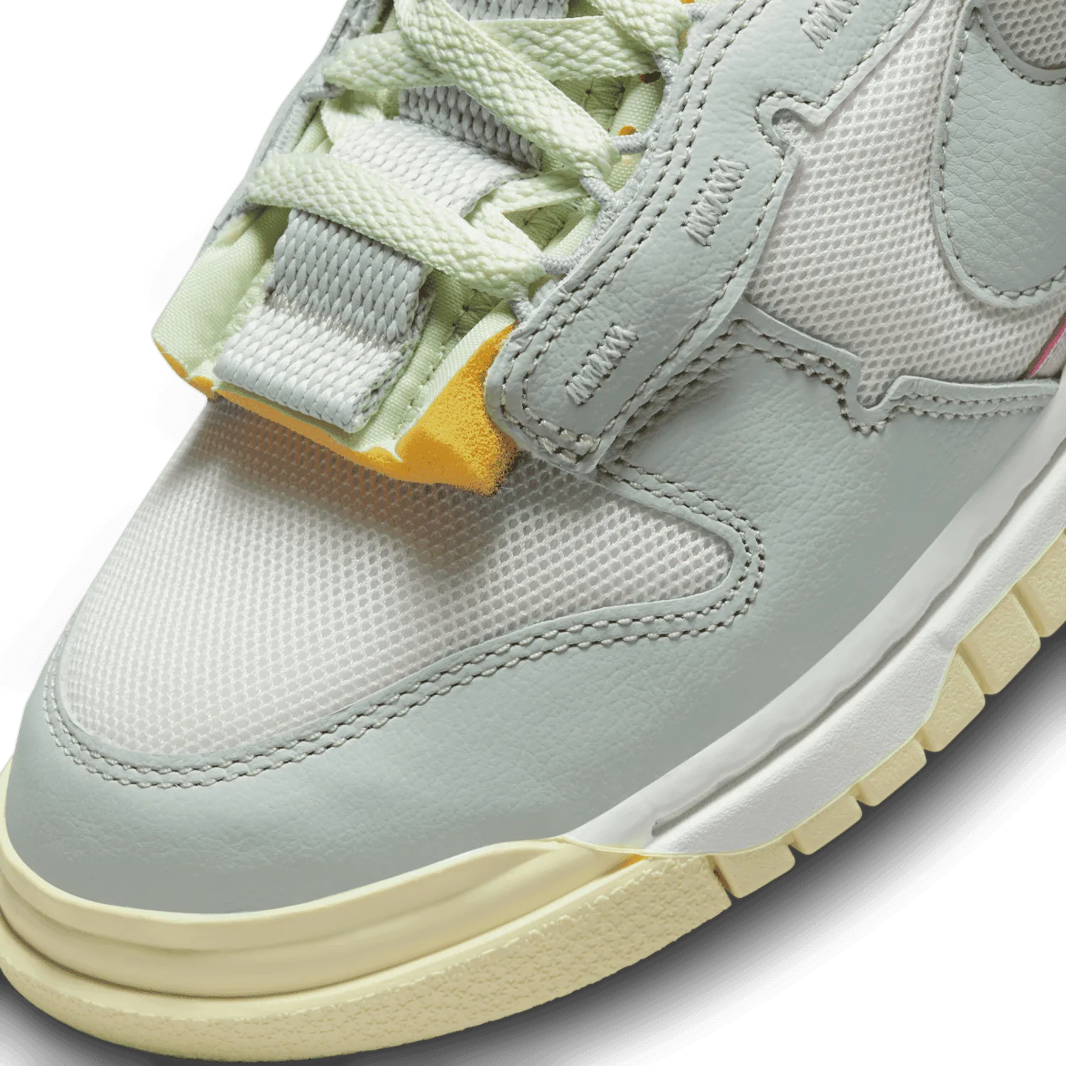Nike Dunk Low Remastered Light Silver Pink Foam image 8