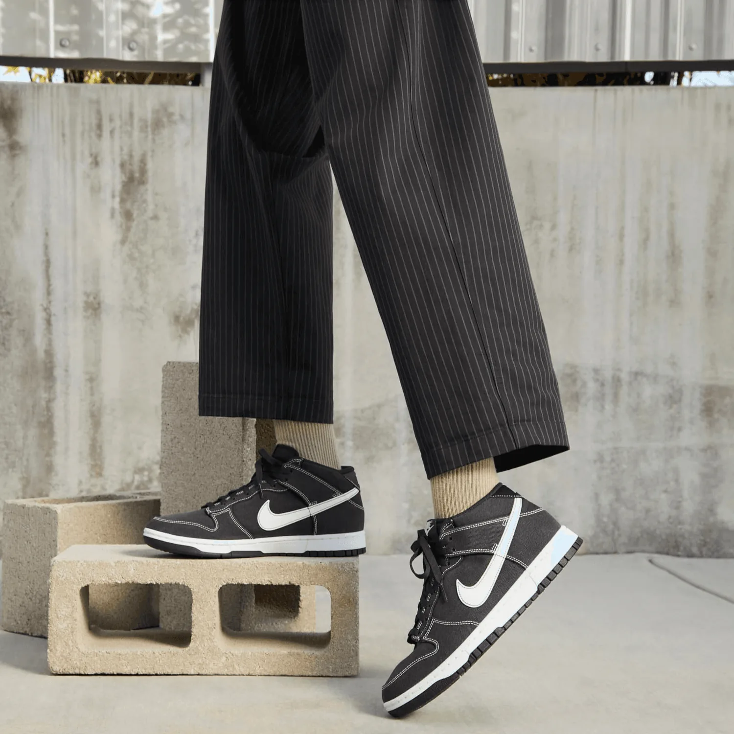 Nike Dunk Mid Multi-Color Canvas image 2