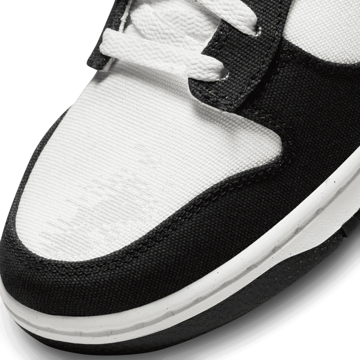 Nike Dunk Mid Panda image 6