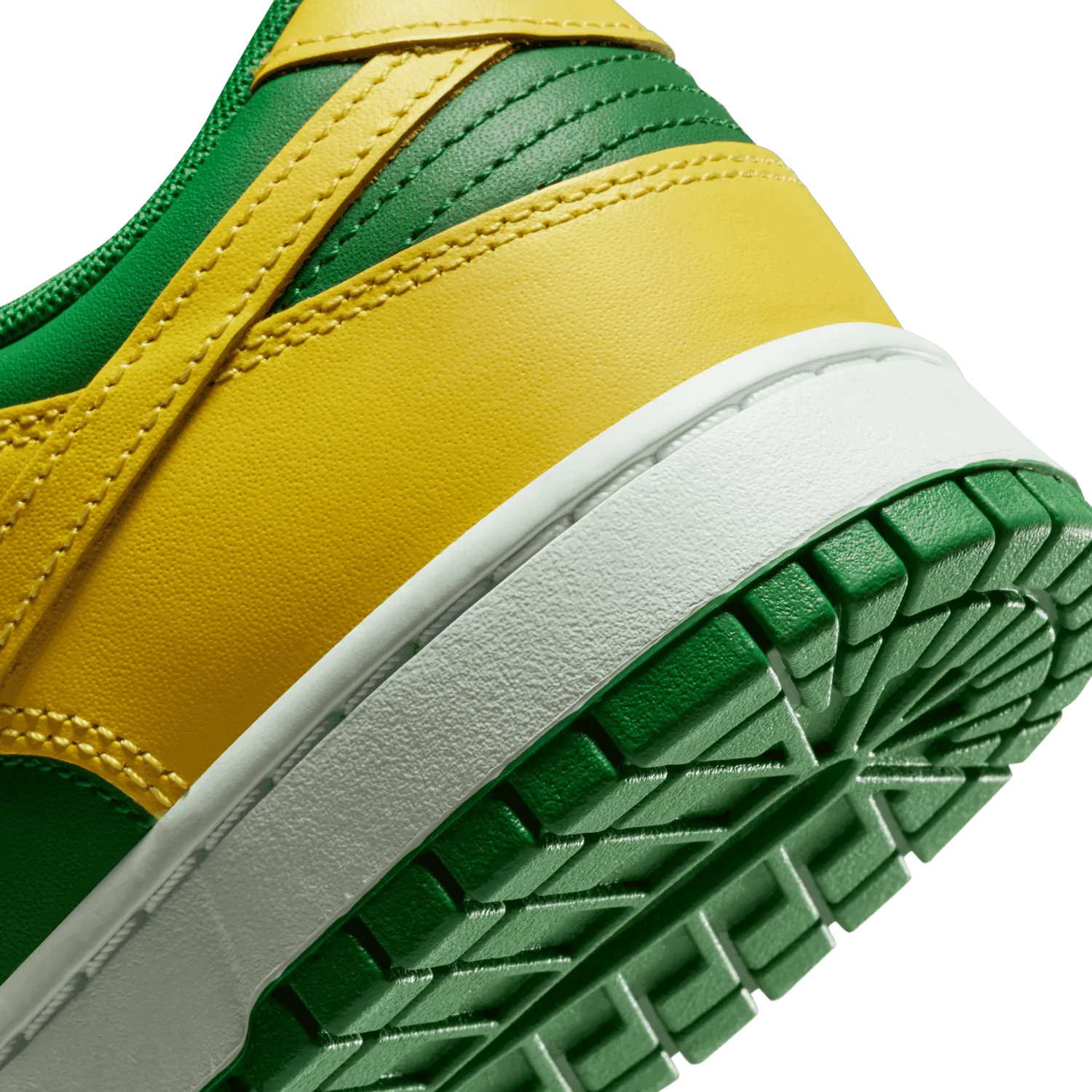 Nike Dunk Low Oregon image 7