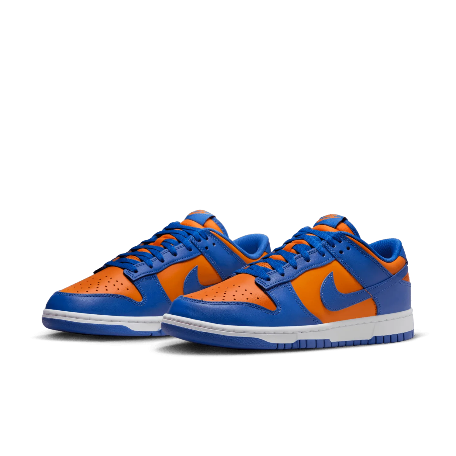 Nike Dunk Low Knicks image 3