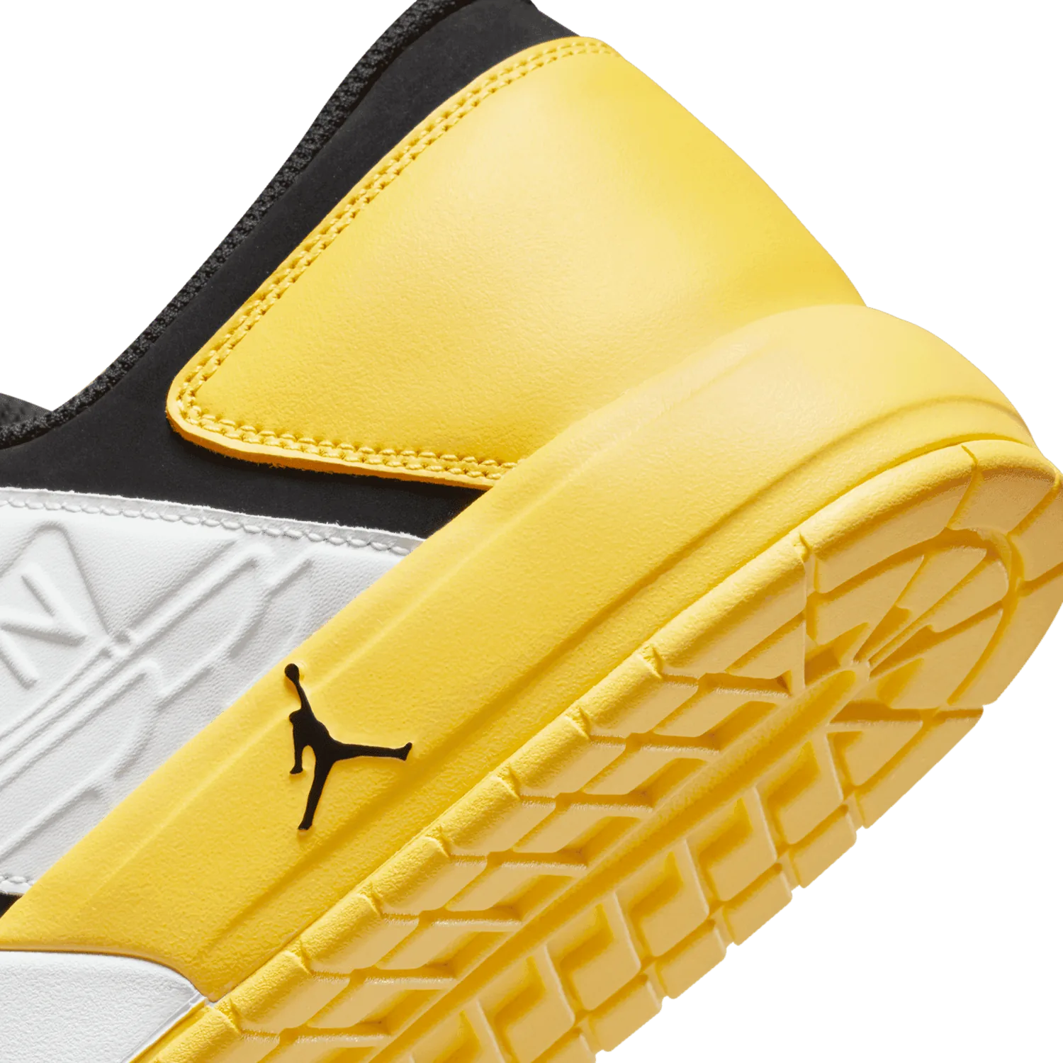 Air Jordan Nu Retro 1 Low Lightning image 7