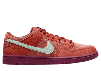 Nike SB Dunk Low Mystic Red
