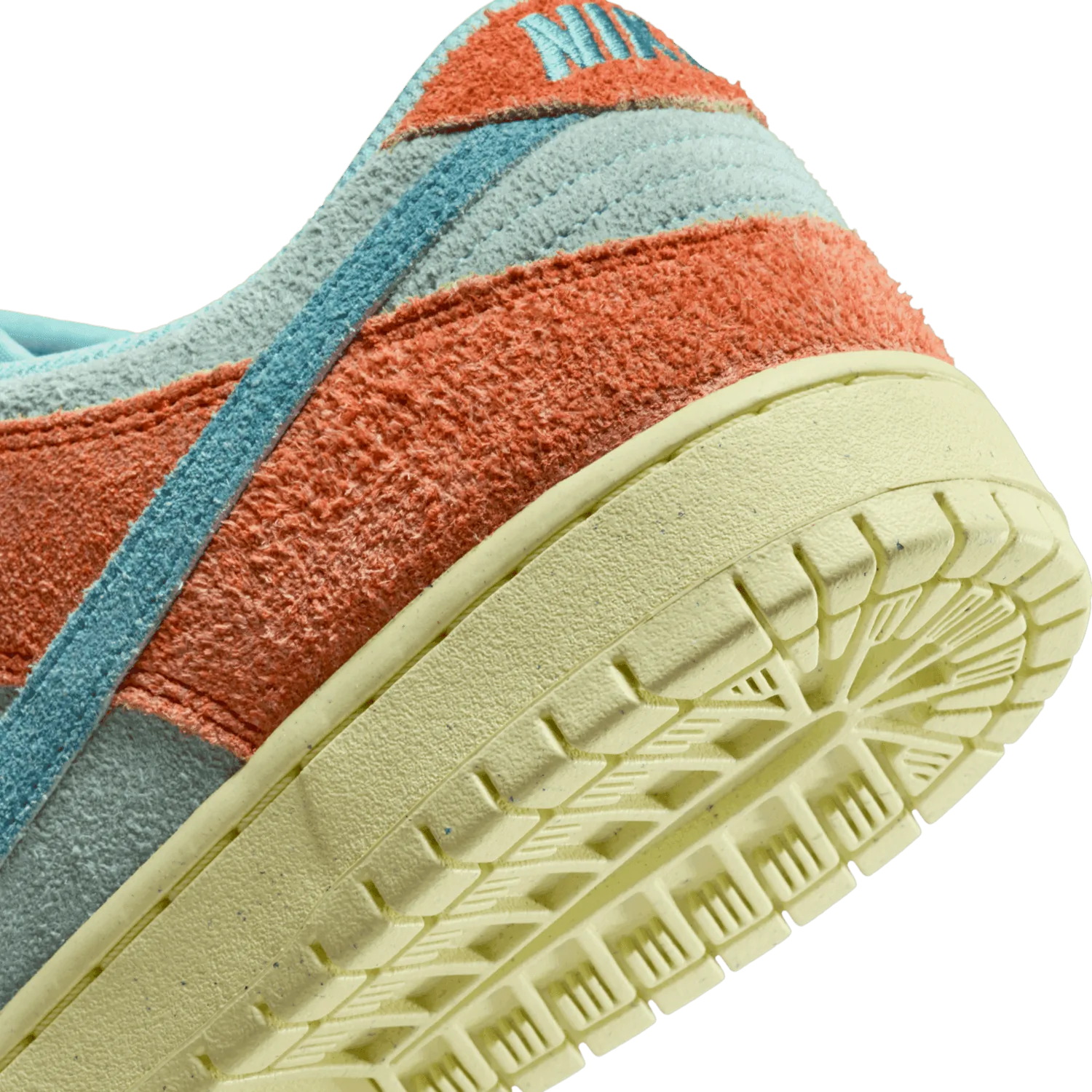 Nike SB Dunk Low Aqua Noise image 7