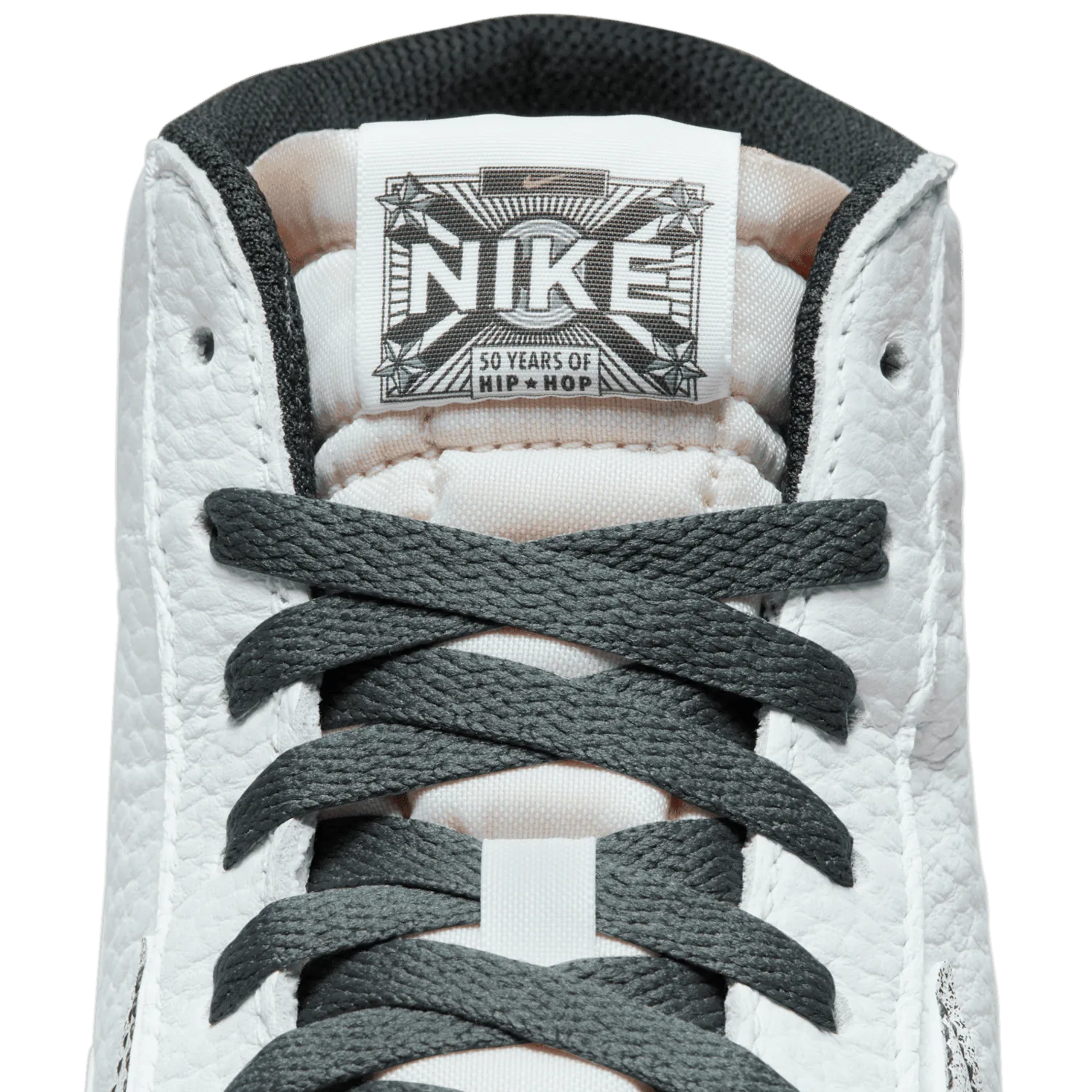 Nike Blazer Mid EMB Classics image 8
