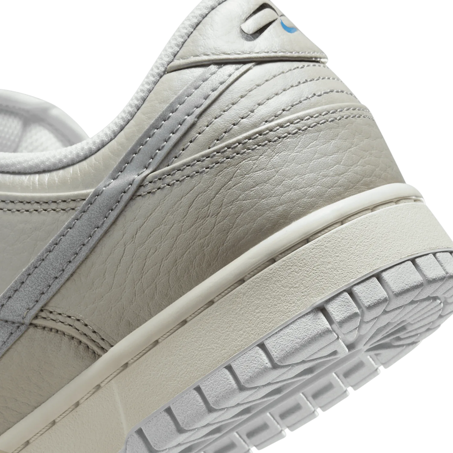 Nike Dunk Low Metallic Silver image 7