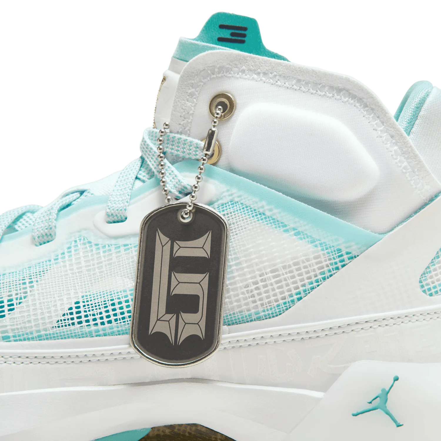 Air Jordan 37 Guo Ailun image 2