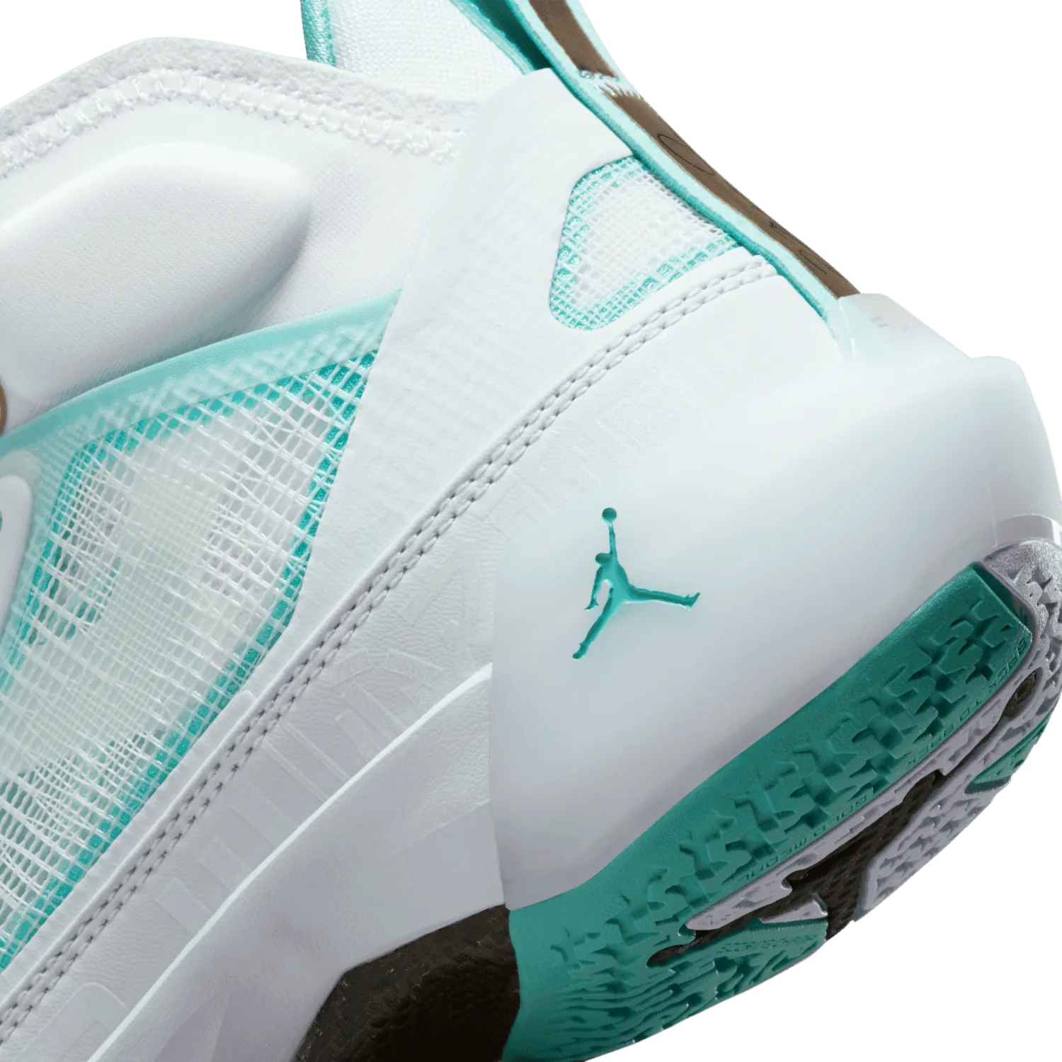 Air Jordan 37 Guo Ailun image 10