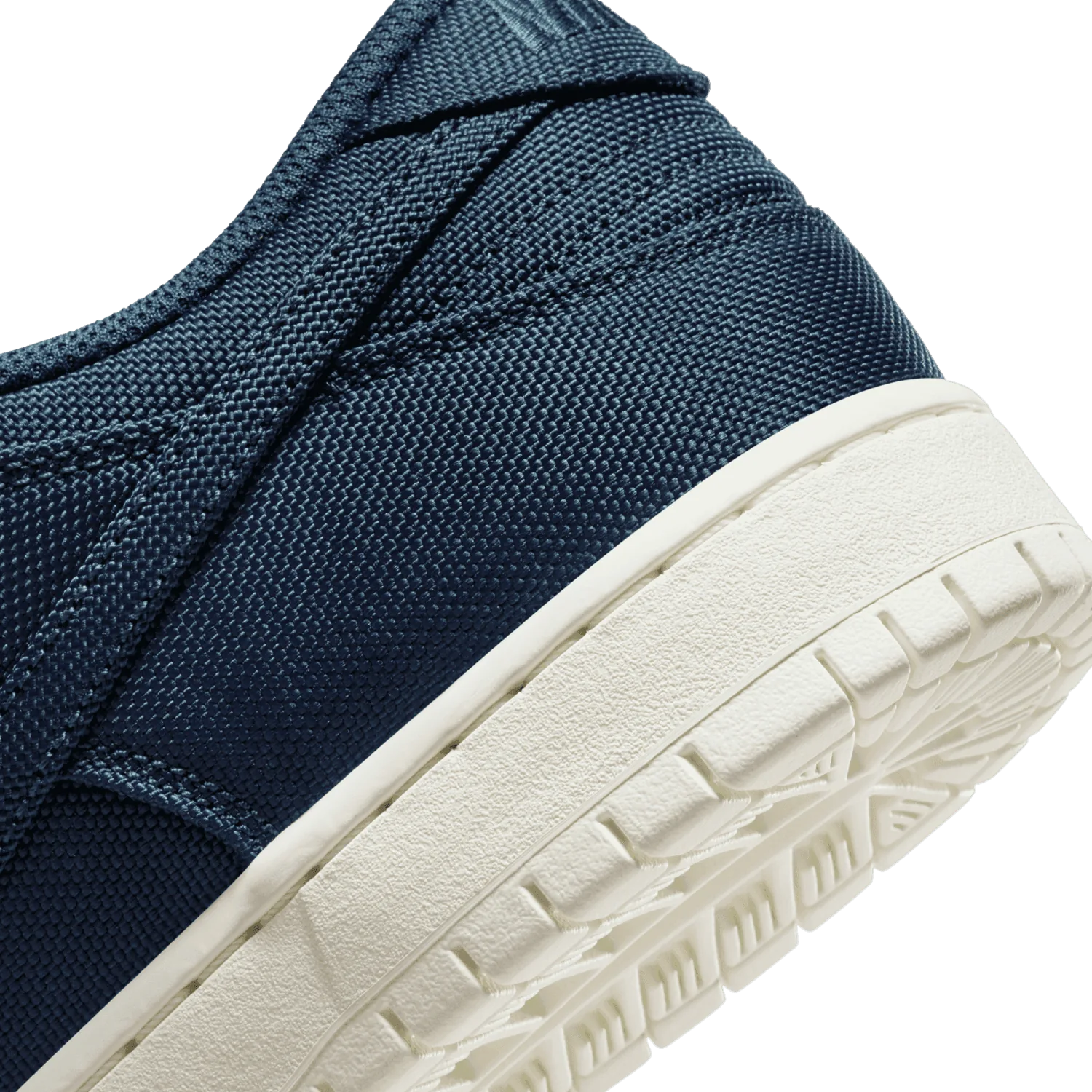 Nike SB Dunk Low Midnight Navy Desert Ochre image 8