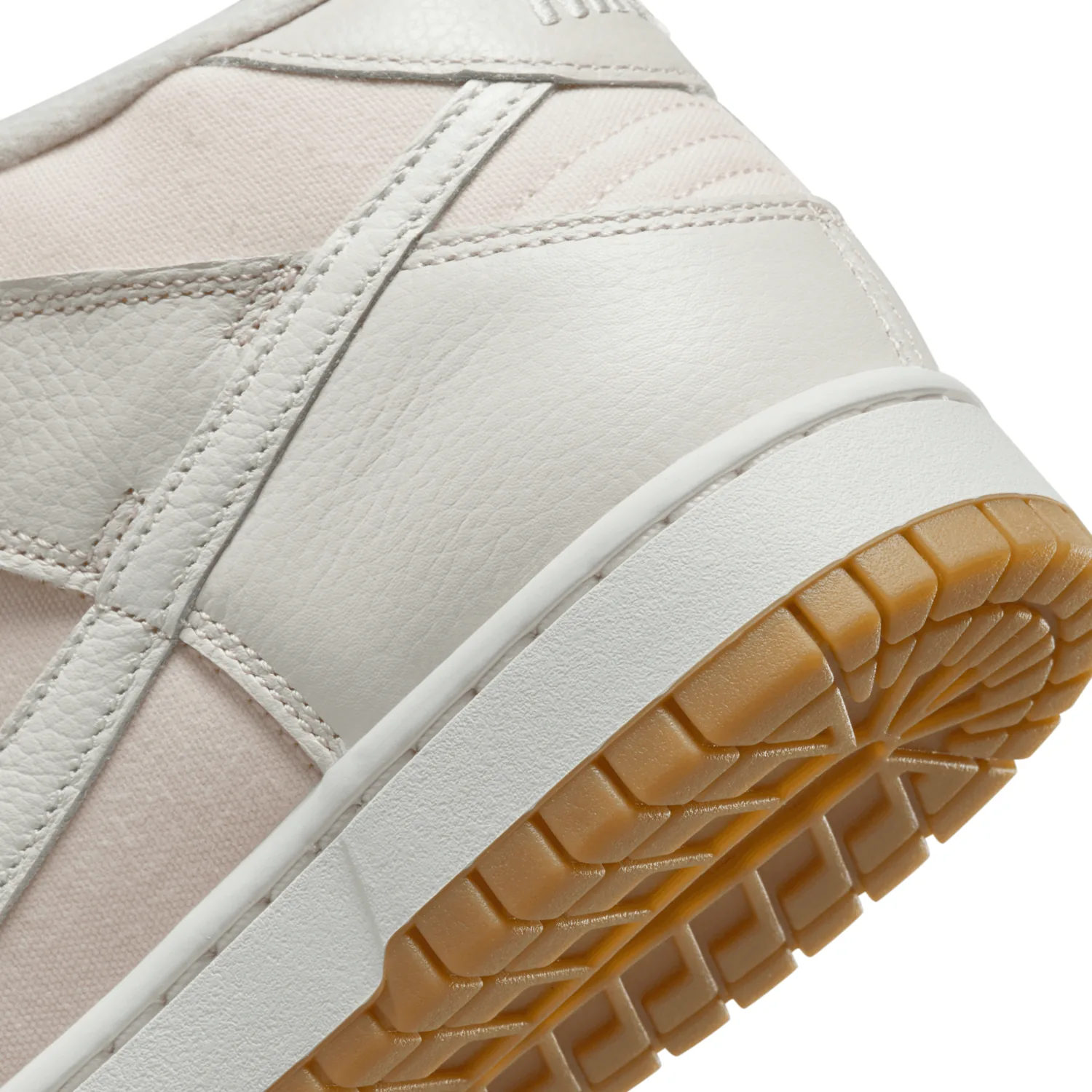 Nike Dunk Mid Sail Guava Ice image 3