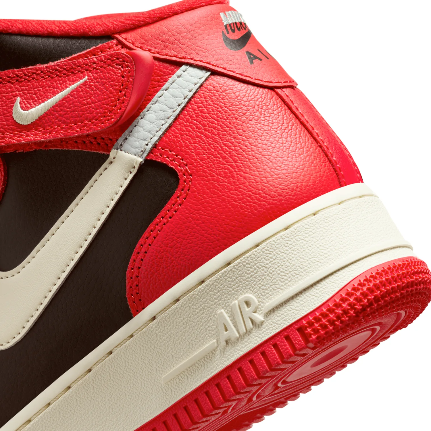 Nike Air Force 1 Mid Split Bred image 4