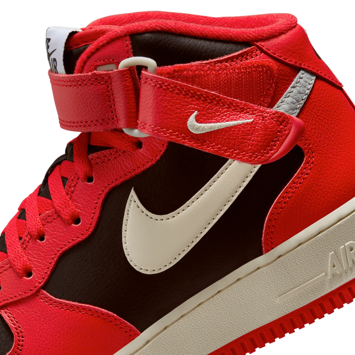 Nike Air Force 1 Mid Split Bred image 5