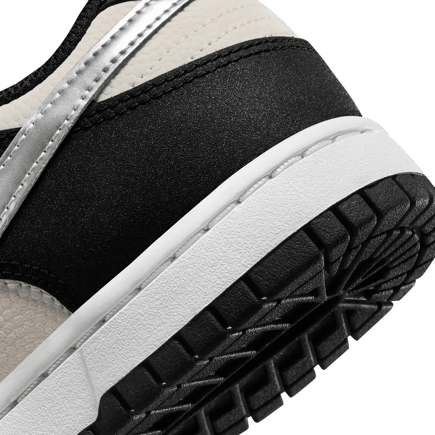 Nike Dunk Low Starry Laces image 7