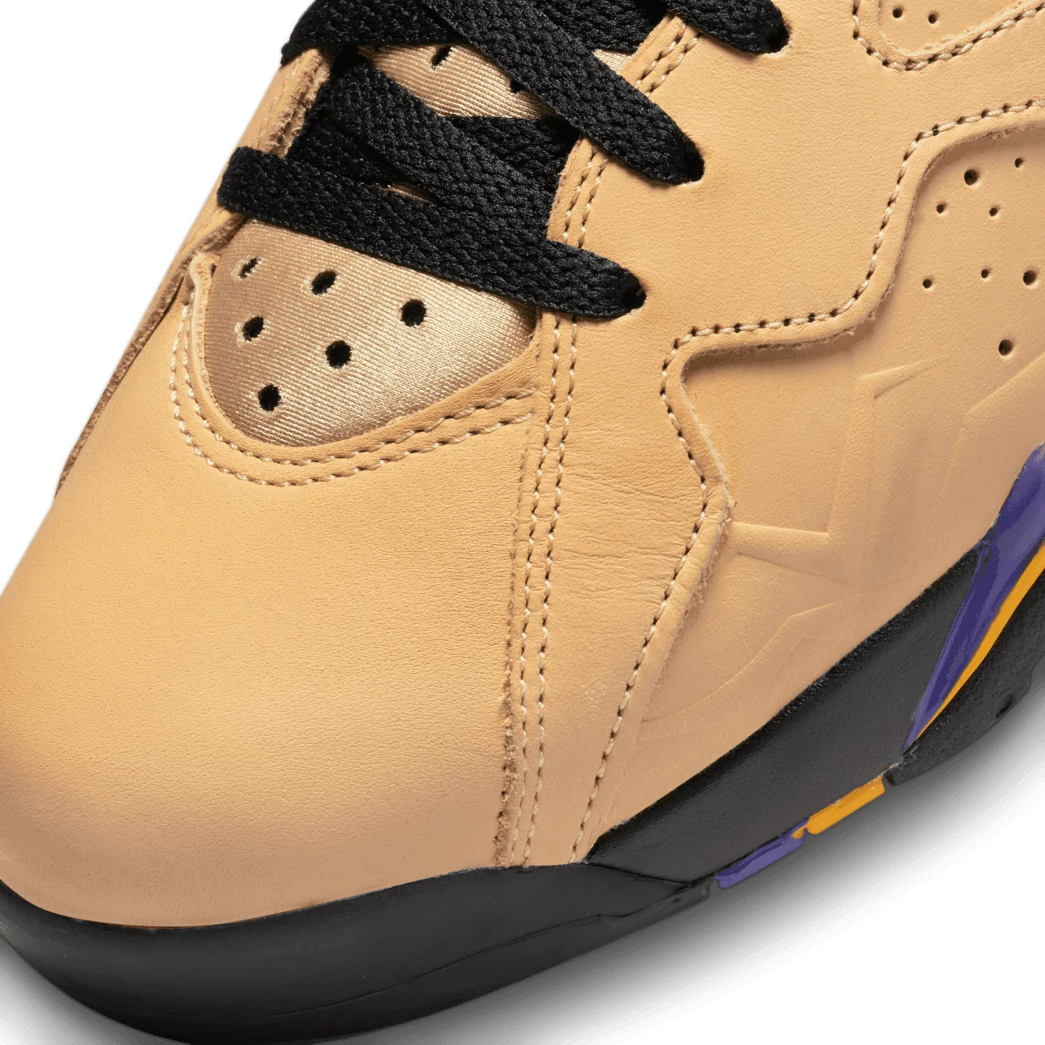 Air Jordan Retro 7 SE Afrobeats image 6