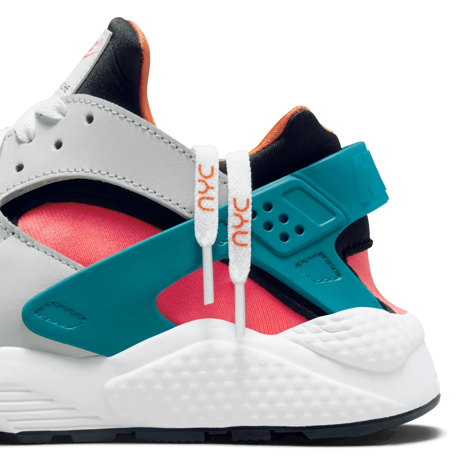 Nike Air Huarache Run NYC image 9