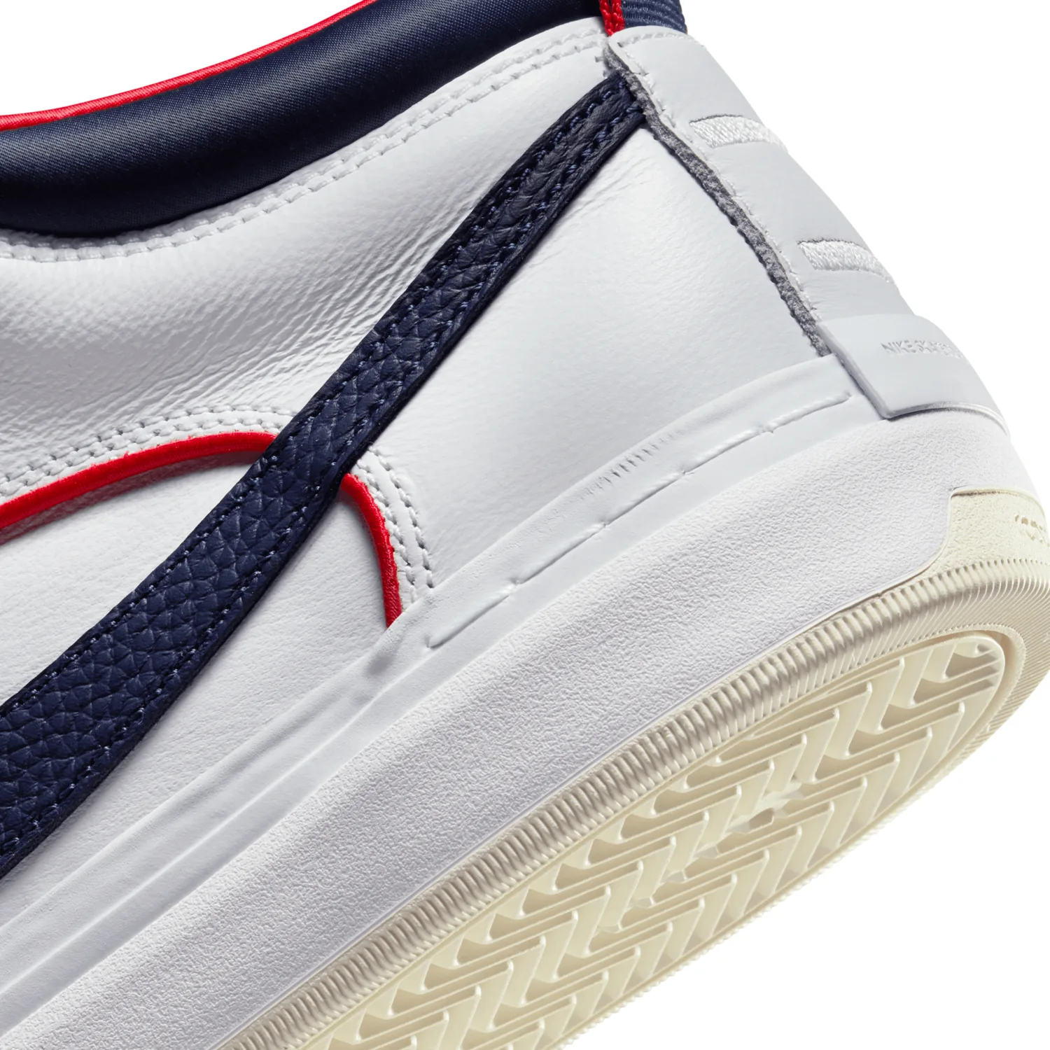 Nike SB React Leo White Midnight Navy image 8