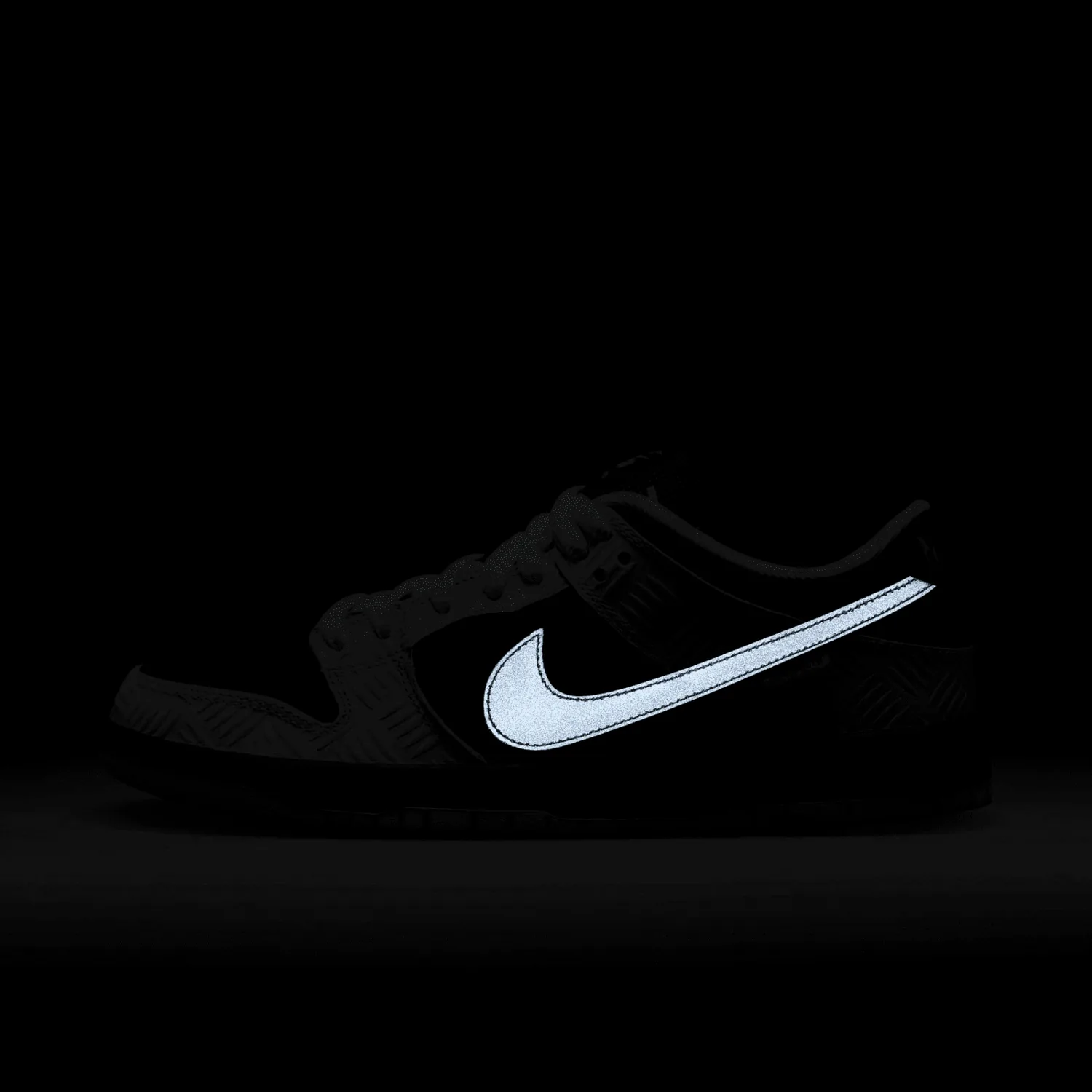 Nike SB Dunk Low Tightbooth image 13